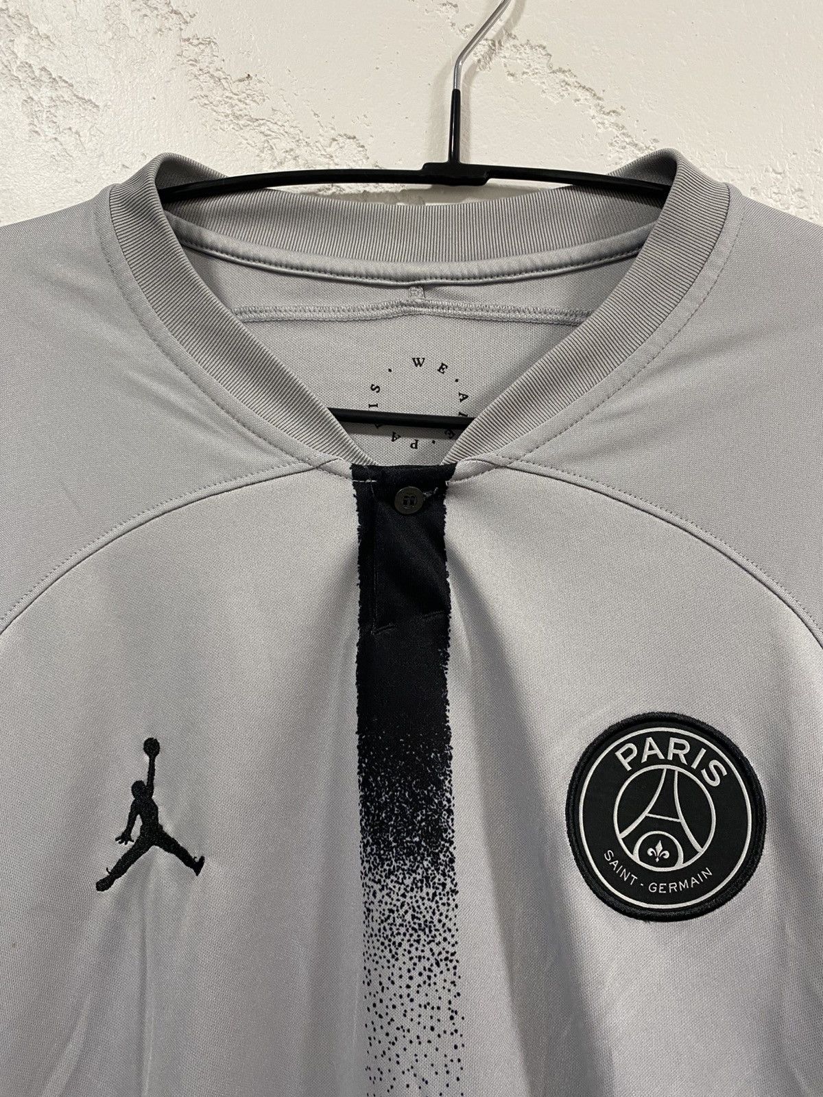 Jordan Brand 🇫🇷Jordan PSG Stadium Away Shirt 2023 Soccer Jersey⚽️ Size US XXL / EU 58 / 5 - 2 Thumbnail