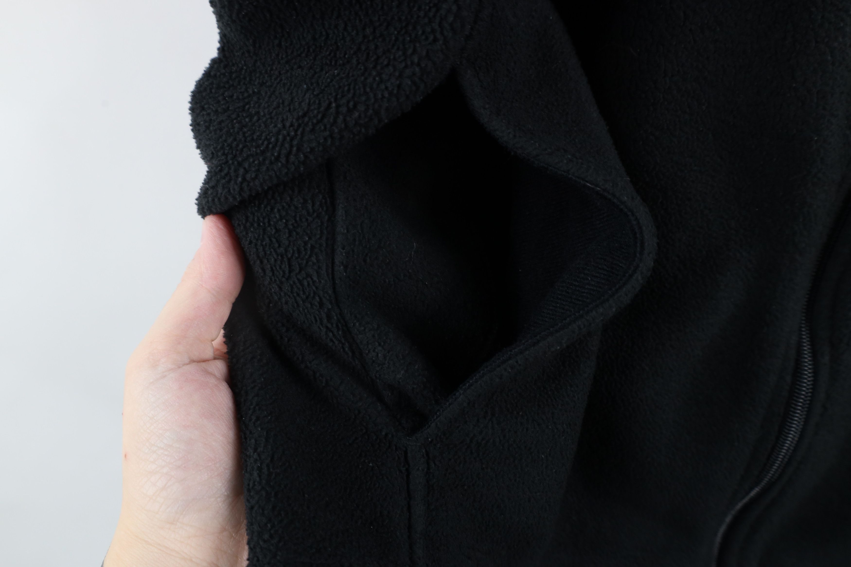 Vintage × Woolrich Woolen Mills Vintage 90s Woolrich Faded Full Zip Fleece Vest Jacket Black Size US L / EU 52-54 / 3 - 6 Thumbnail
