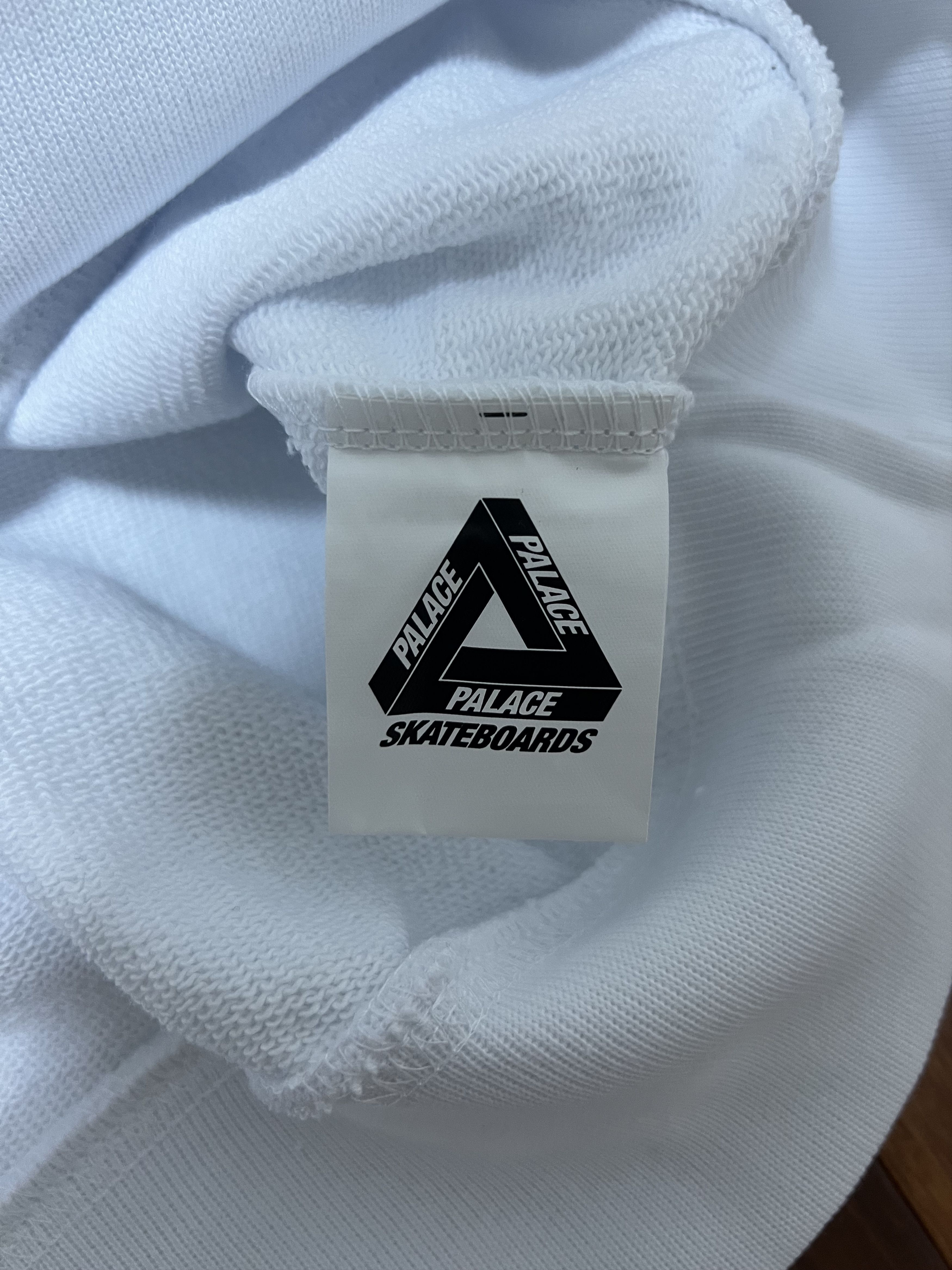 Palace 💚 2019 Palace Flocka P3 Hoodie White Large NEW Size US L / EU 52-54 / 3 - 8 Thumbnail