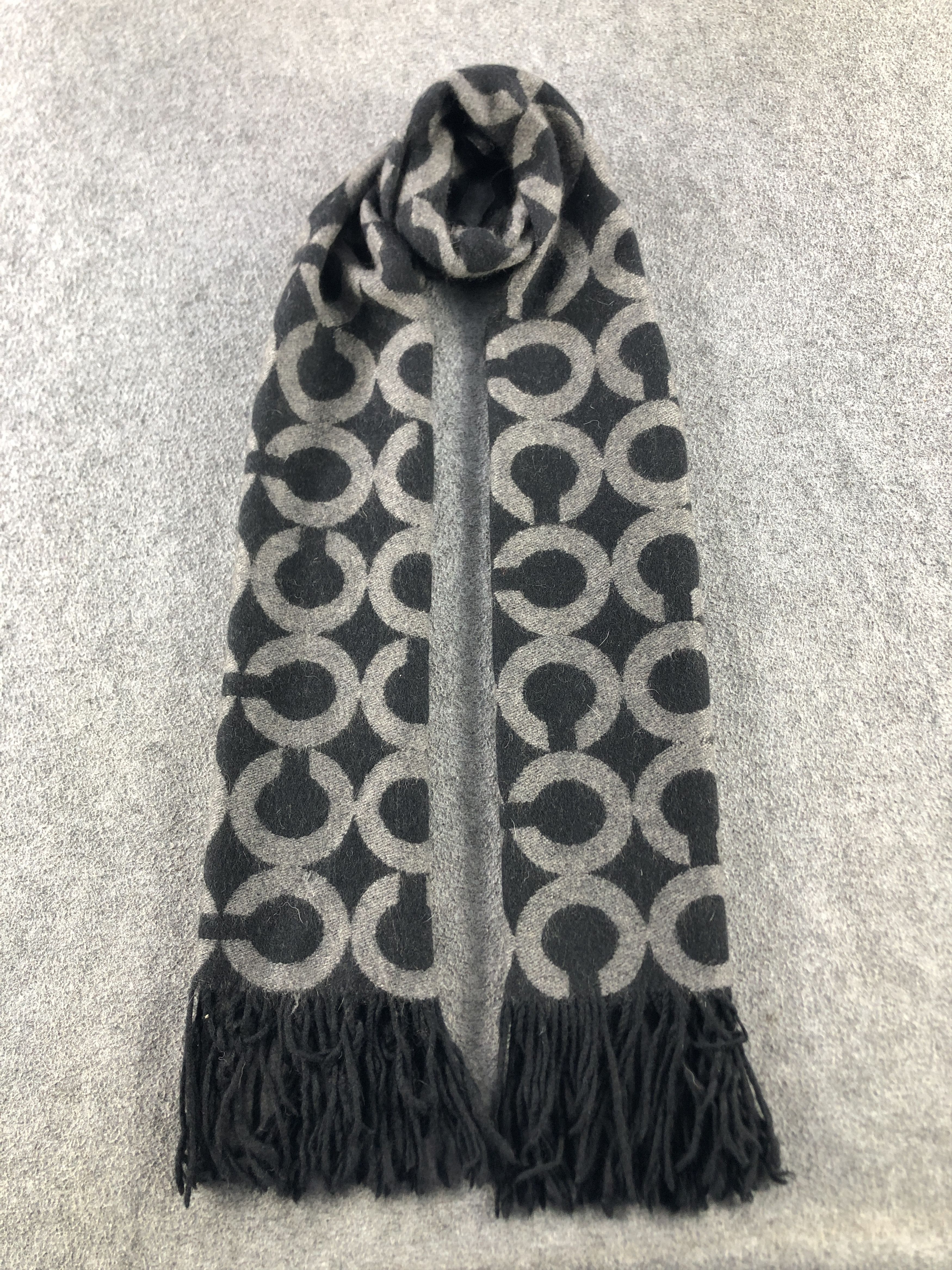 Coach Coach Scarf / Muffler / Neckwear P854 Size ONE SIZE - 1 Thumbnail