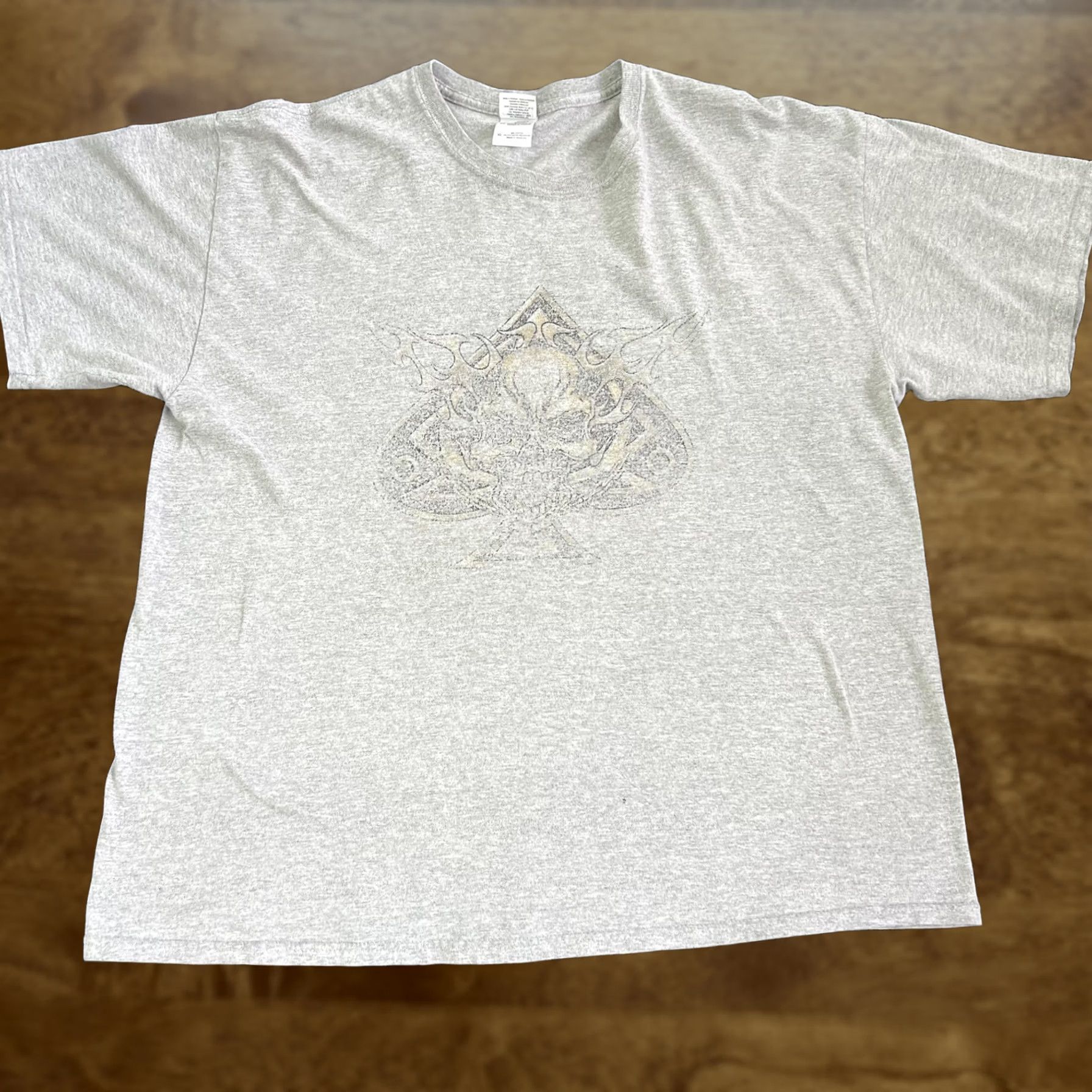 Gildan VINTAGE Y2K Gray Skull Ace Of Spades Biker Gothic Mens XL Faded Graphic Tee Size US XL / EU 56 / 4 - 1 Thumbnail