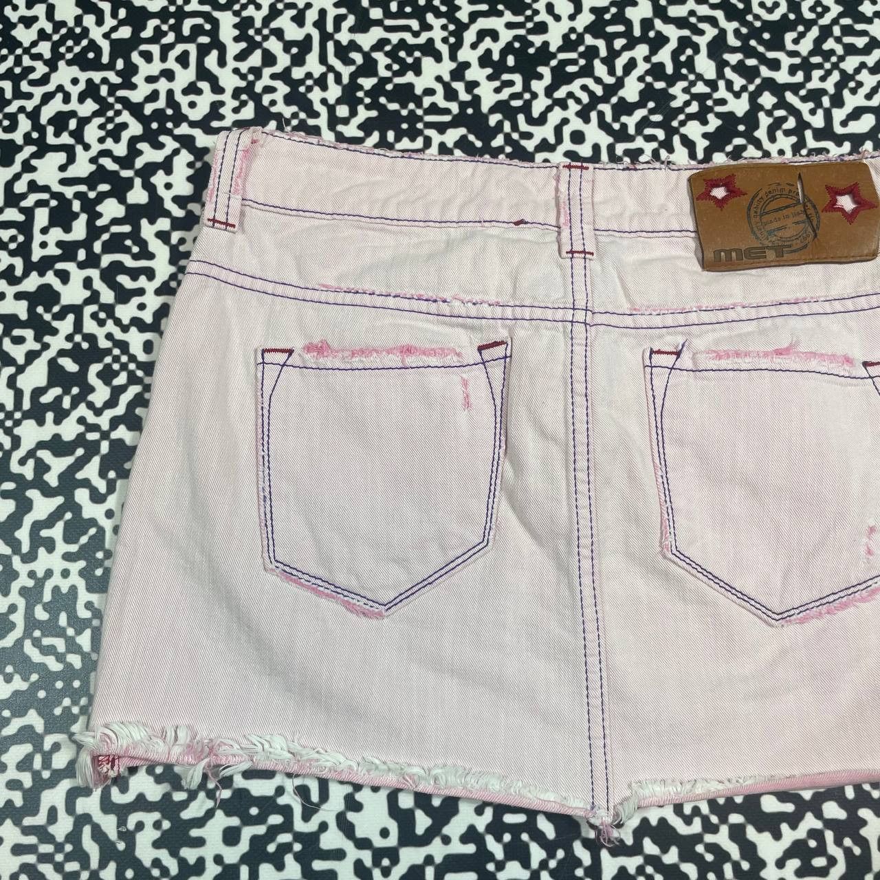 Japanese Brand Vintage Y2K MET Japanese Style Retro Sexy Pink Mini Skirt Size 26" / US 2 / IT 38 - 8 Thumbnail