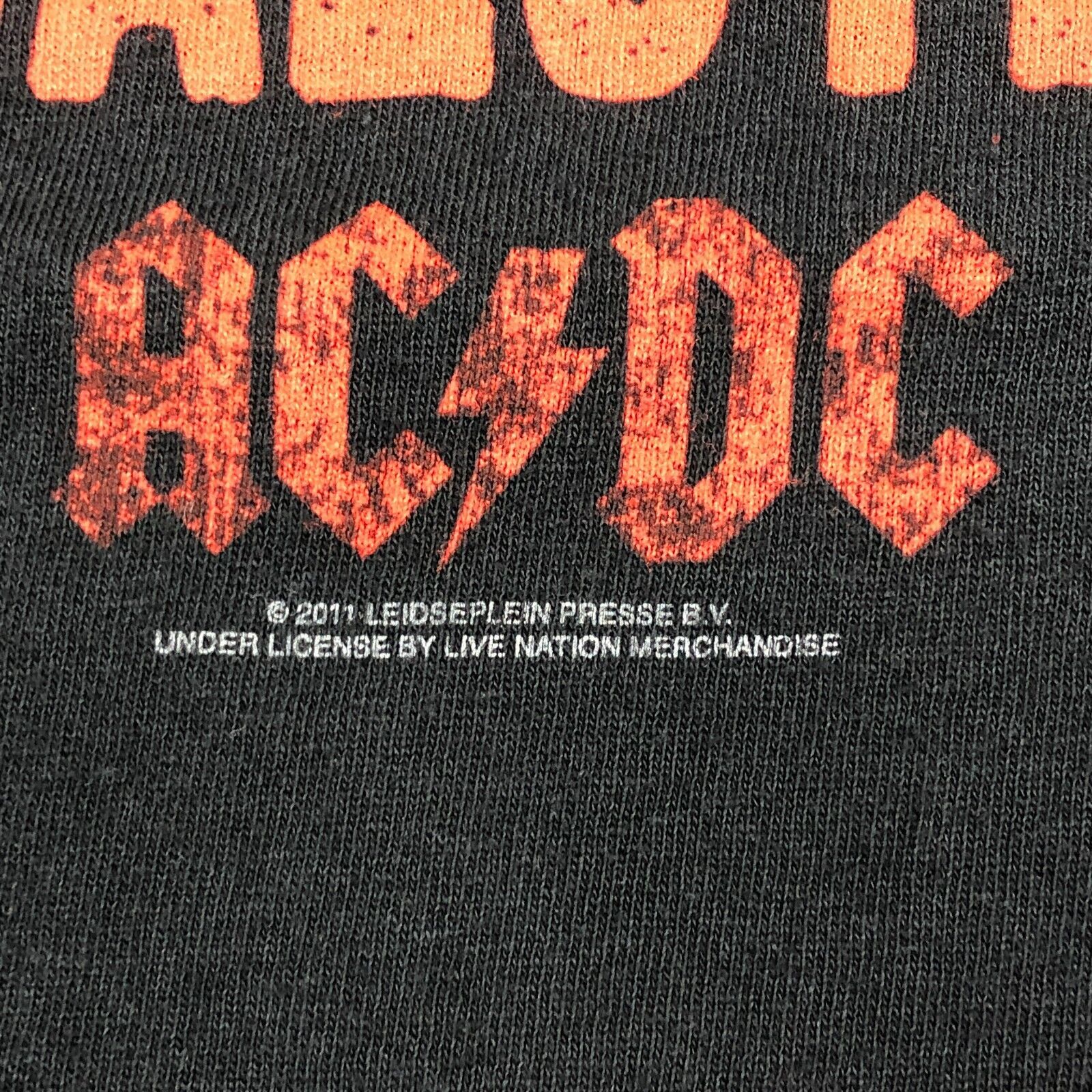 Vintage 2011 AC/DC We Salute You Cannon Rock Tee T Shirt Large Size US L / EU 52-54 / 3 - 3 Thumbnail