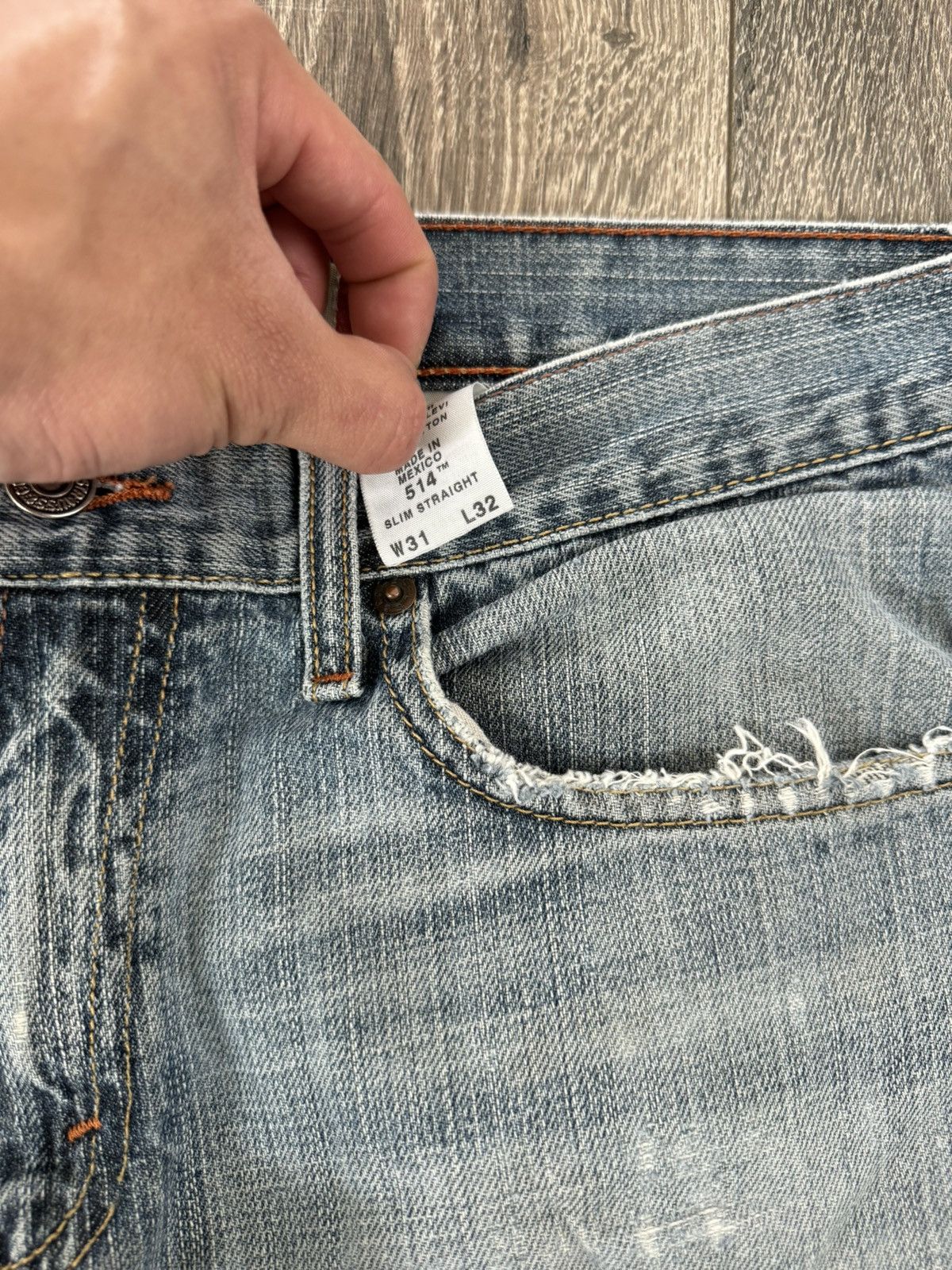 Levi's Vintage Levis 514 Slim Straight Heavily Distressed Size US 31 - 7 Thumbnail
