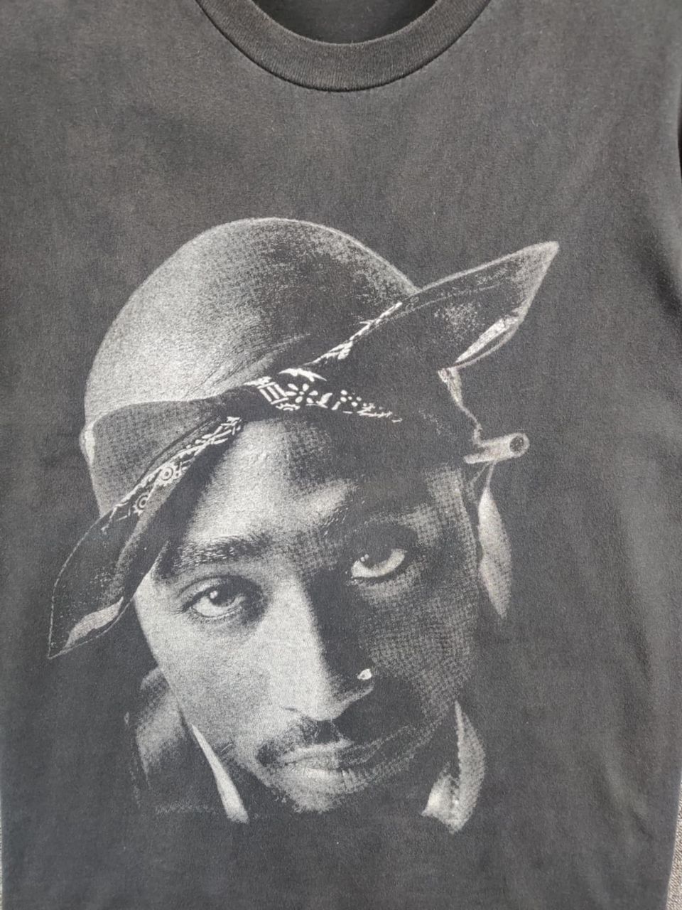 Rap Tees Vintage Tupac Shakur Overprint Rap Tee Tshirt Size US L / EU 52-54 / 3 - 3 Thumbnail