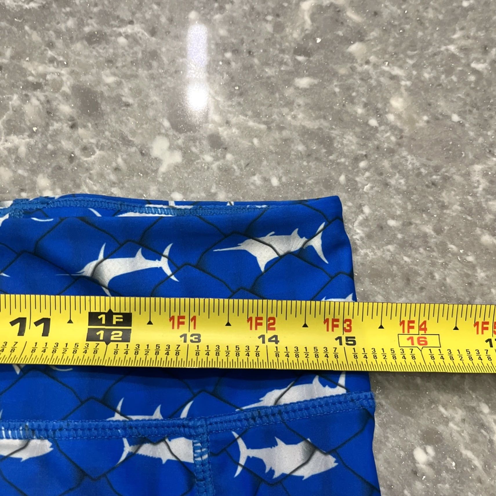 Vintage PELAGIC Leggings Women L Blue Fiji Americano Patriotic Fish UV Compression Activewear Pattern Oceanflex Pants Size 36" / US 14 / IT 50 - 3 Thumbnail