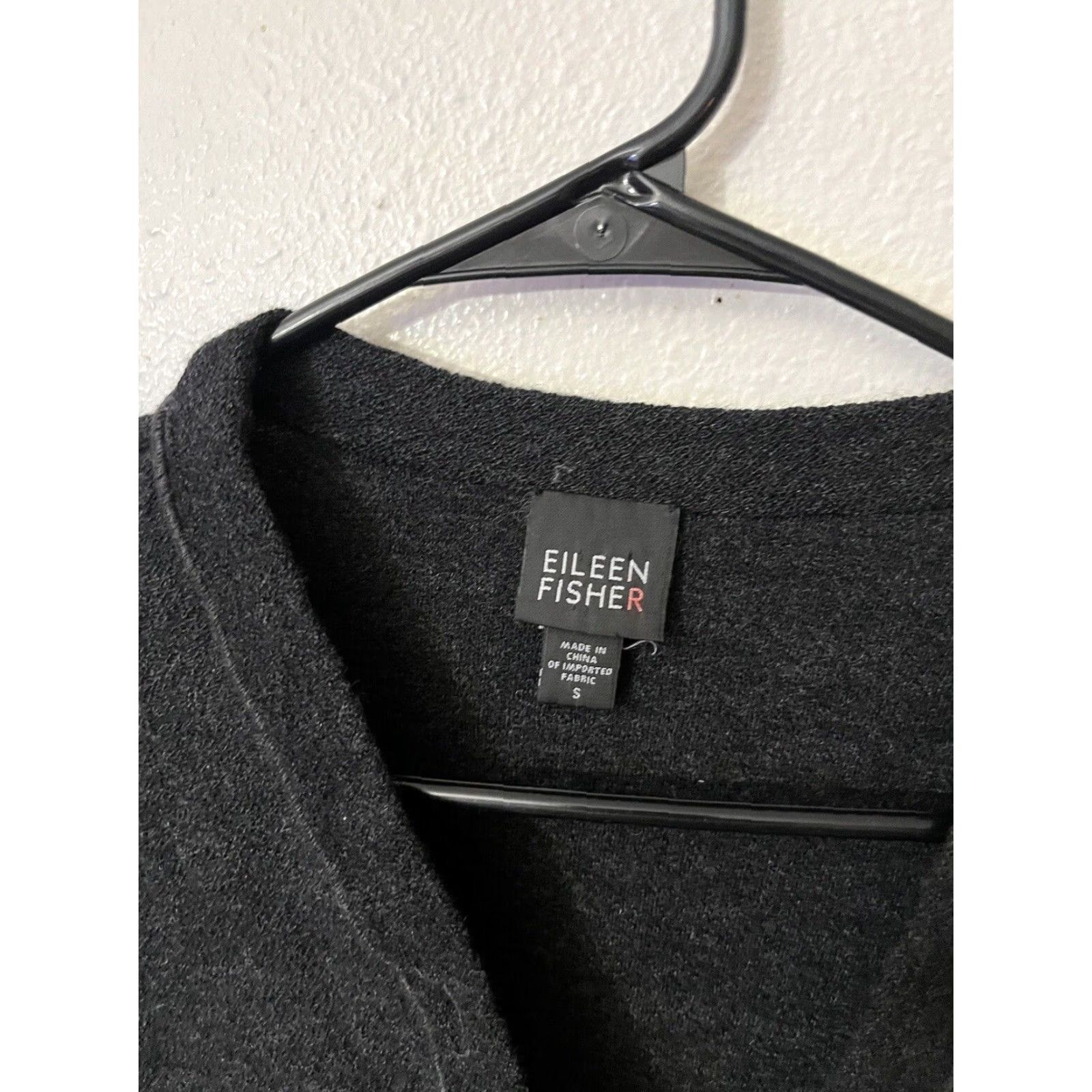 Eileen Fisher EILEEN FISHER Women's Cardigan Sweater 100% Merino Wool Size S Charcoal Gray Button Size S / US 4 / IT 40 - 2 Thumbnail