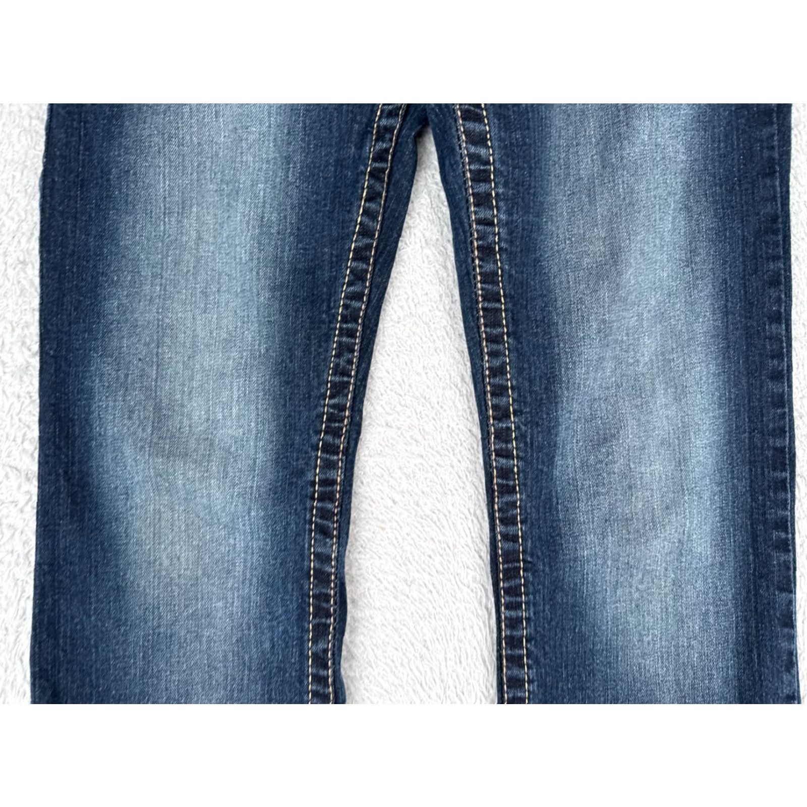 Vintage Rue21 Jeans Juniors 9 Blue Mid Rise Bootcut Dark Wash Embroidered Cotton 30x31 Womens Size 30" / US 8 / IT 44 - 3 Thumbnail