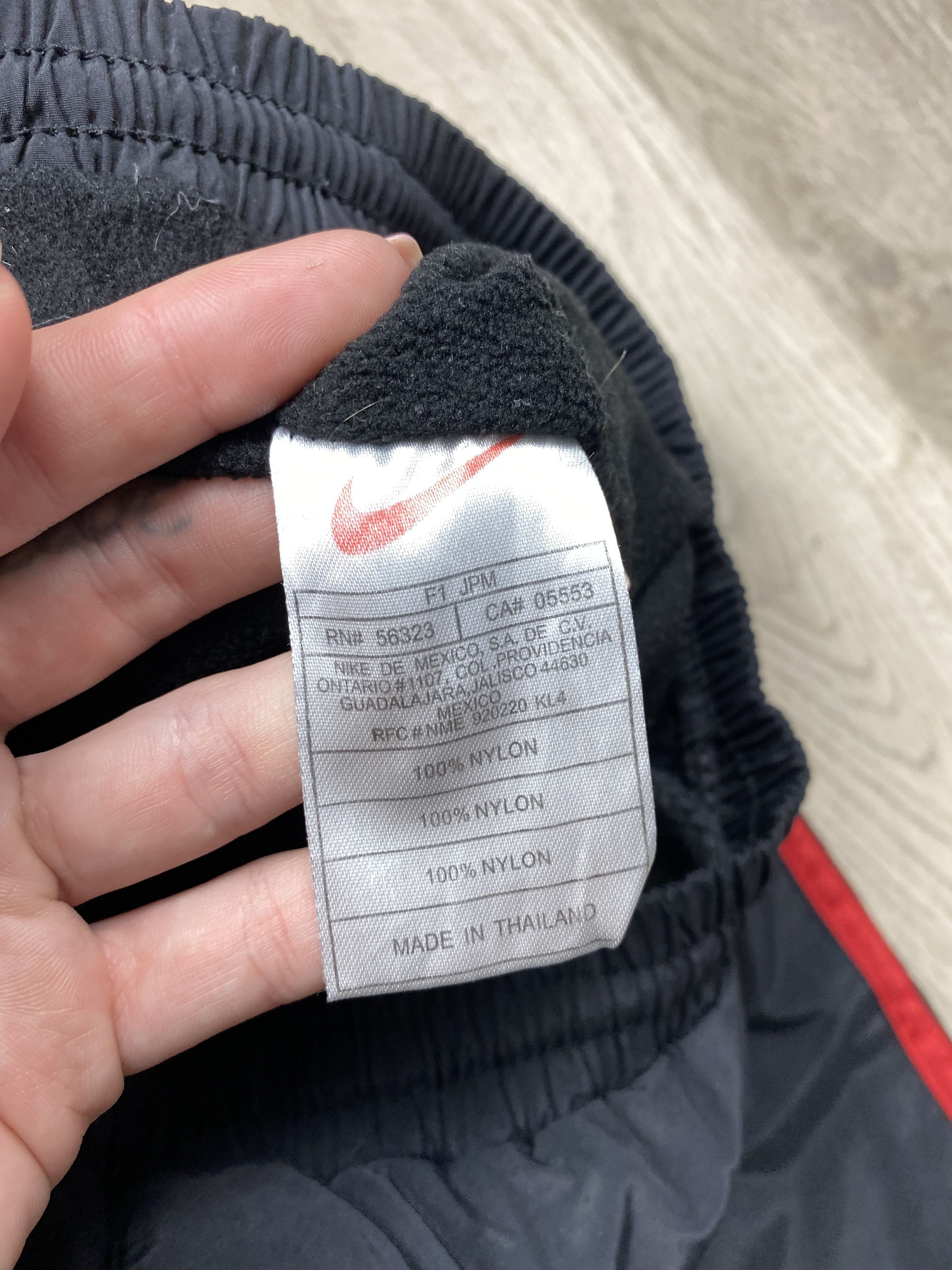 Nike Nike Vintage WARM Nylon Pants inside on fleece Y2K Gorpcore Size US 34 / EU 50 - 8 Thumbnail