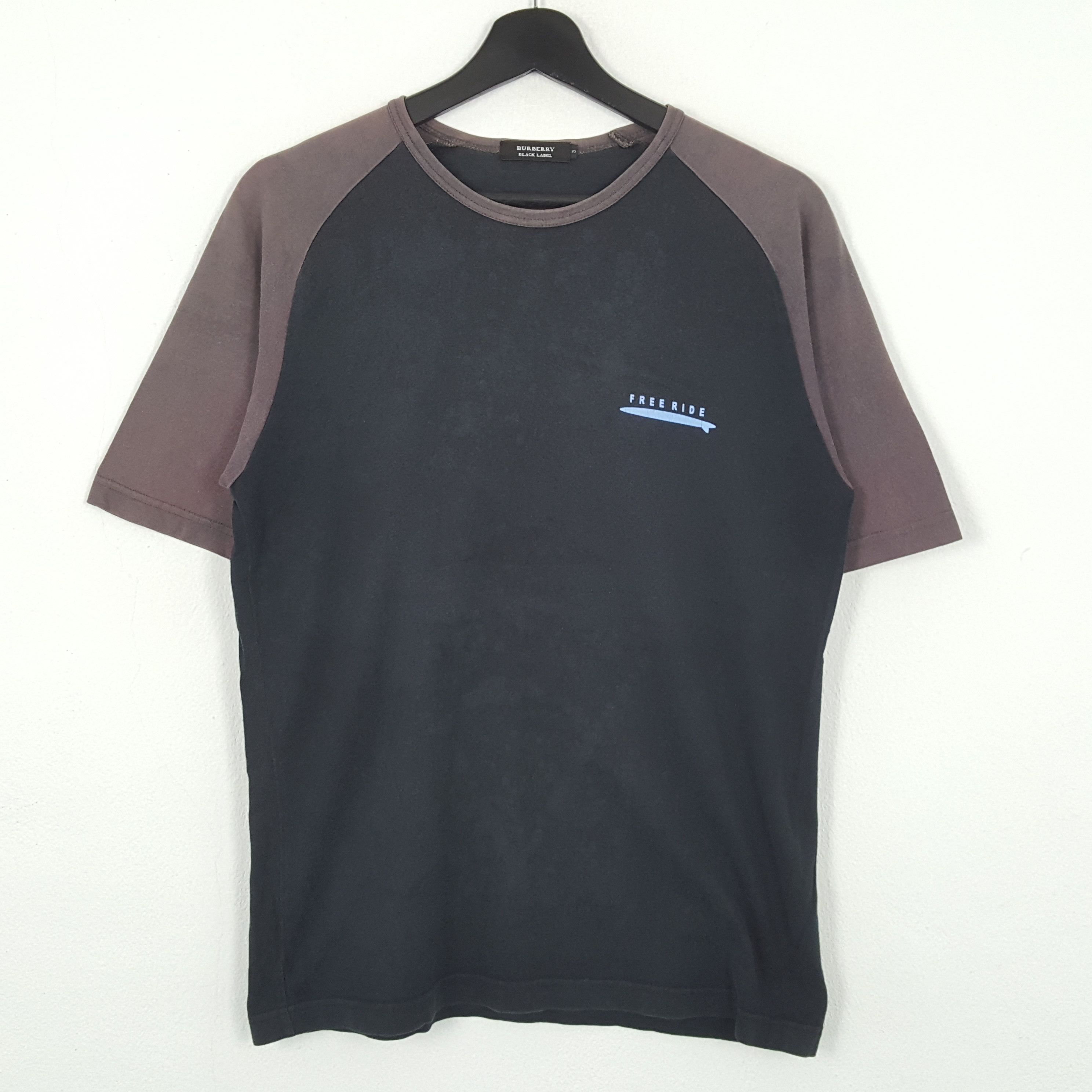 Burberry × Vintage Burberry Black Label 2007 Ocean Life Rare Design Tshirt Size US M / EU 48-50 / 2 - 3 Thumbnail