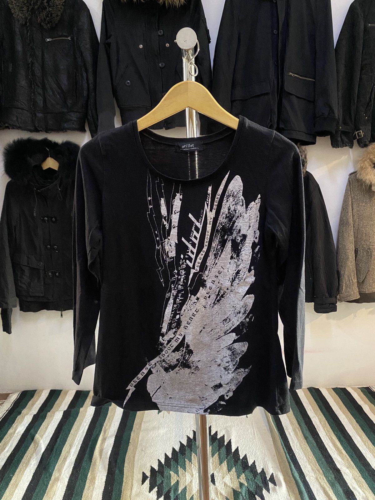 Hysteric Glamour × Undercover Japanese Oeillet Poem Longsleeve Tee Shirt Size US L / EU 52-54 / 3 - 1 Thumbnail