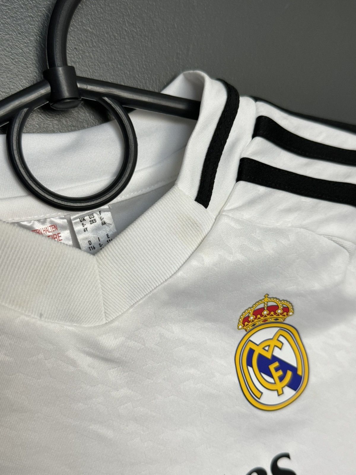 Adidas KIDS Real Madrid 24/25 Home Football Jersey T-Shirt Size US XXS / EU 40 - 5 Thumbnail