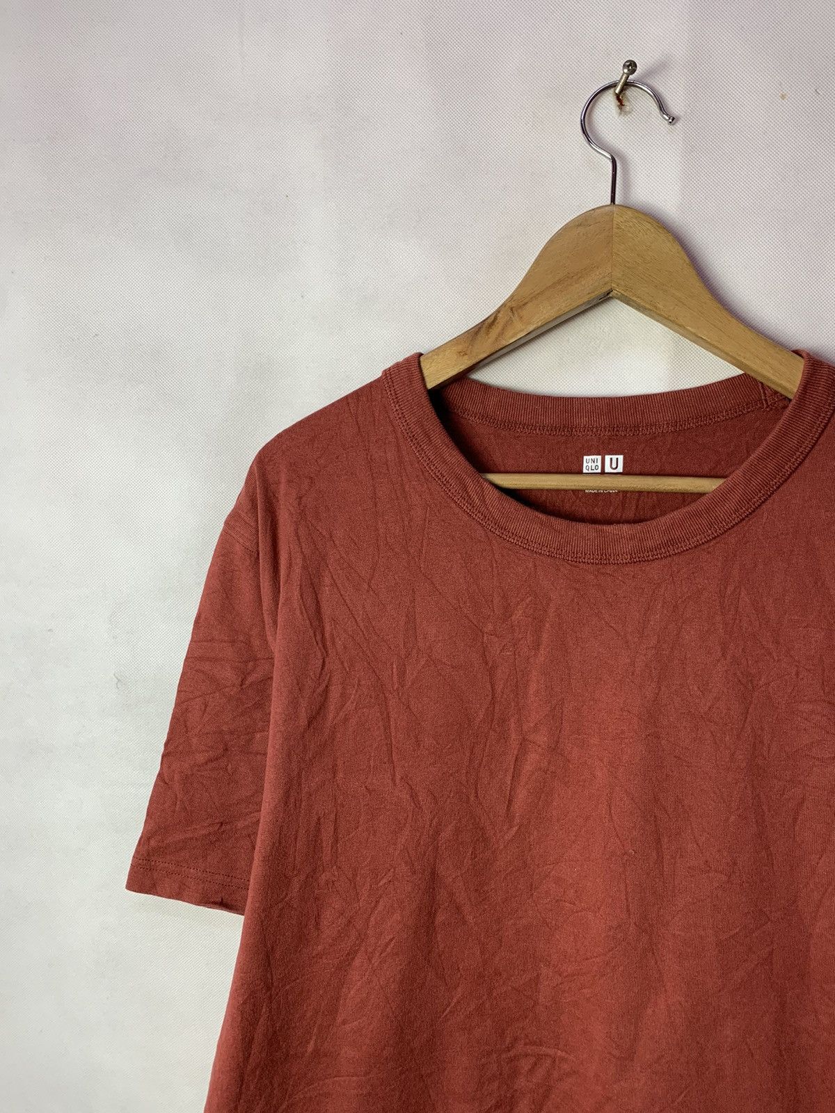 Japanese Brand × Lemaire × Uniqlo STEALS! Uniqlo U Lemaire Brick Red Plain Essentials Tee Size US XL / EU 56 / 4 - 2 Thumbnail