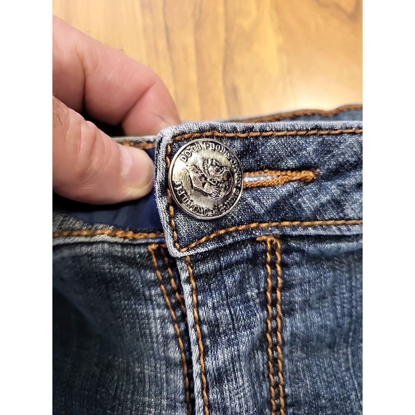 Vintage VINTAGE Aura Bootcut Jeans Women 18 Sht Embroidered Wrangler Blue Jeans Womens 18 Boys Girls? Size 40" / US 18 - 6 Thumbnail