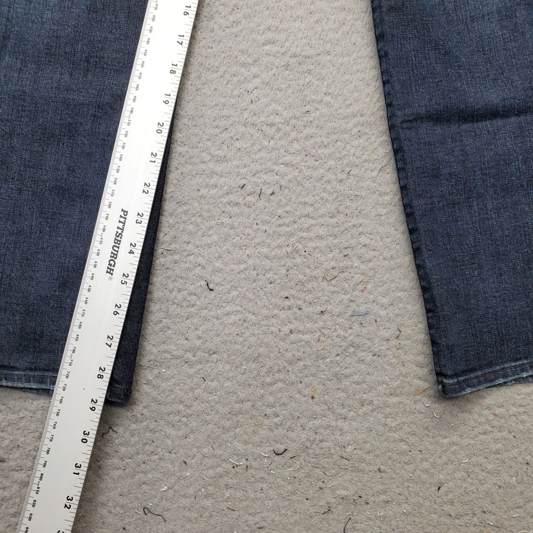 American Eagle Outfitters American Eagle Outfitters Jeans Mens 28/30 Blue Denim Straight Leg 5-Pocket Regular Waist 14.5" Inseam 28.75" CW Size US 28 / EU 44 - 4 Thumbnail