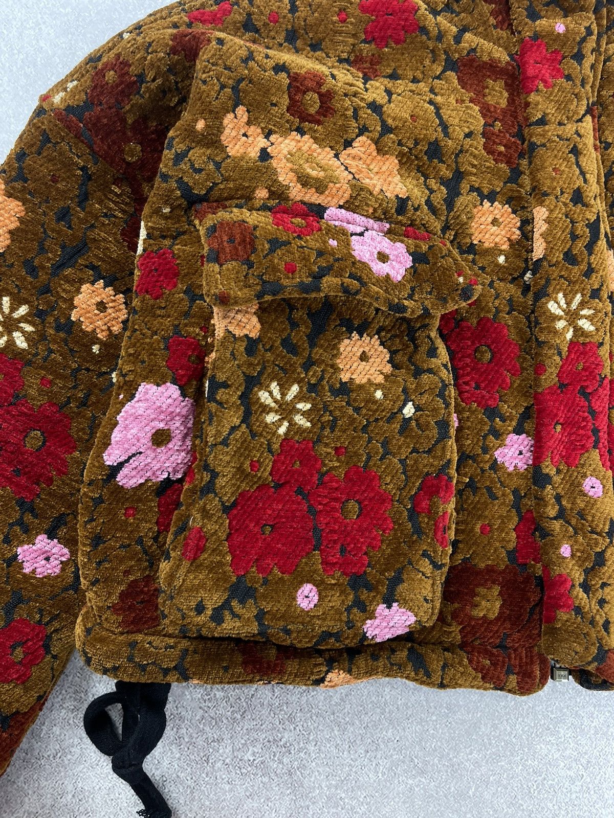 Japanese Brand × Urban Outfitters Kimchi Blue Floral Cropped Jacket Size Xs Size XS / US 0-2 / IT 36-38 - 6 Thumbnail