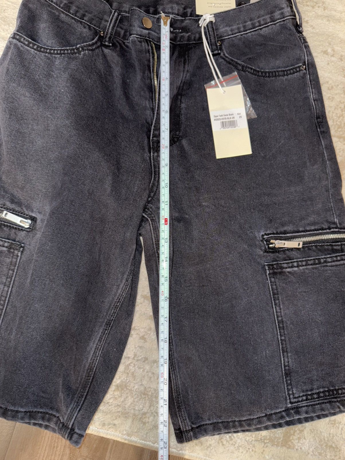 MNML black jorts Size US 29 - 2 Thumbnail