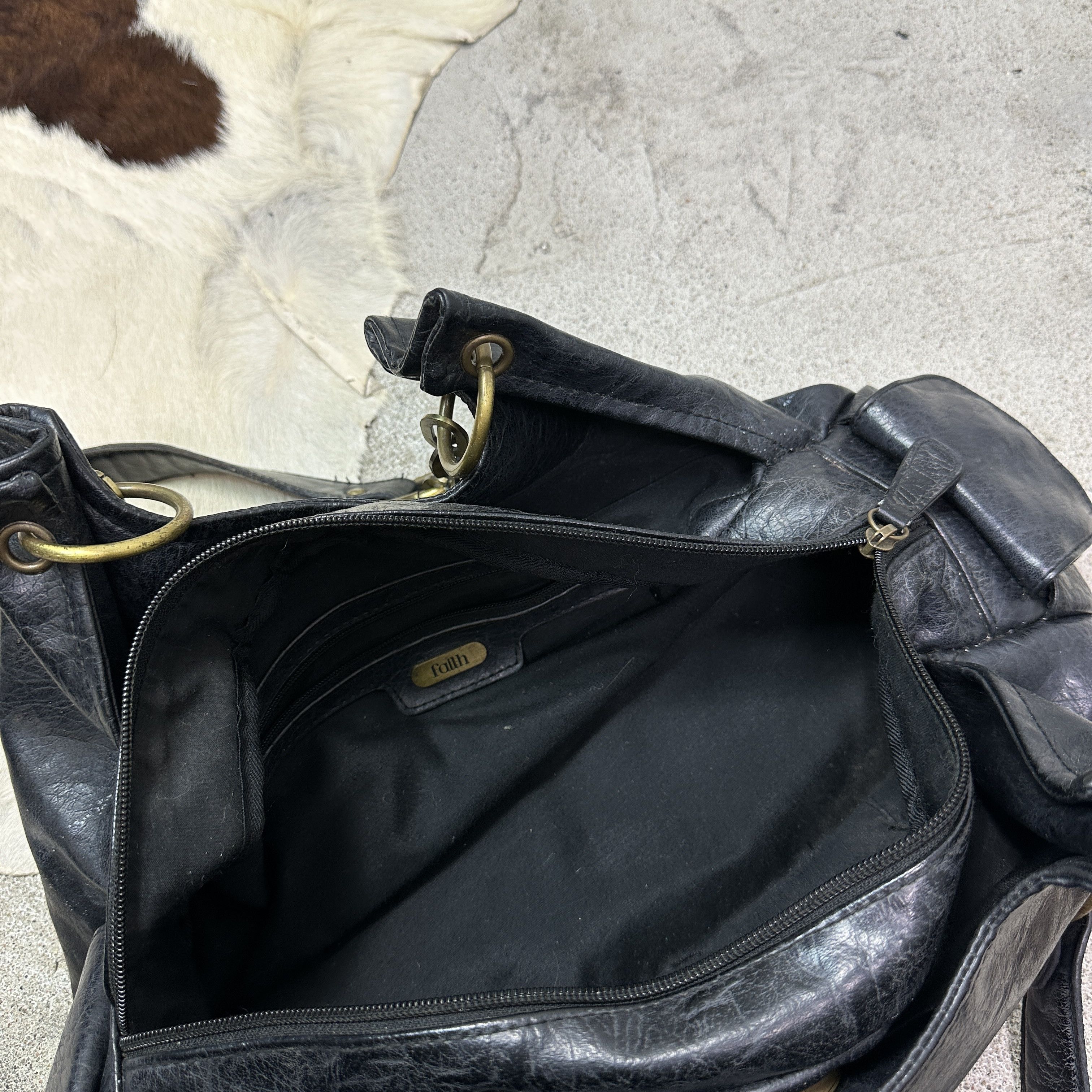 Vintage Vintage Avant Garde Grunge Shoulder Bag Y2K Size ONE SIZE - 5 Thumbnail