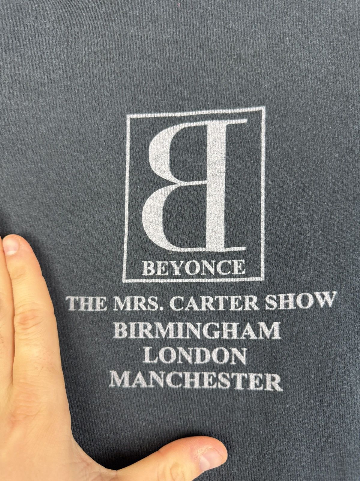 Beyonce Vintage Beyonce The Mrs. Carter Show T-shirt Size US L / EU 52-54 / 3 - 19 Thumbnail