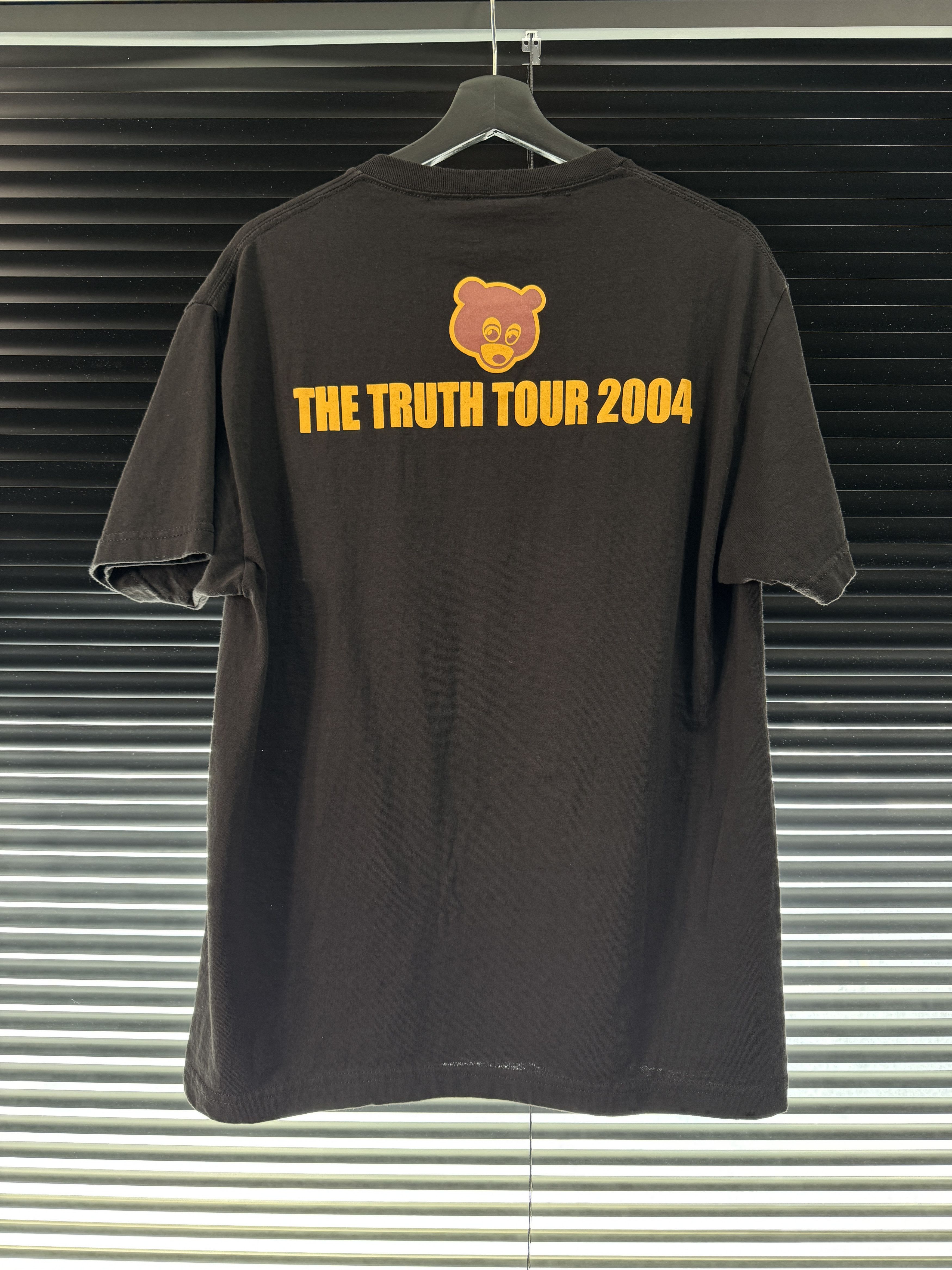 Kanye West 2004 Kanye Chicago Skyline College Dropout Size US L / EU 52-54 / 3 - 2 Thumbnail