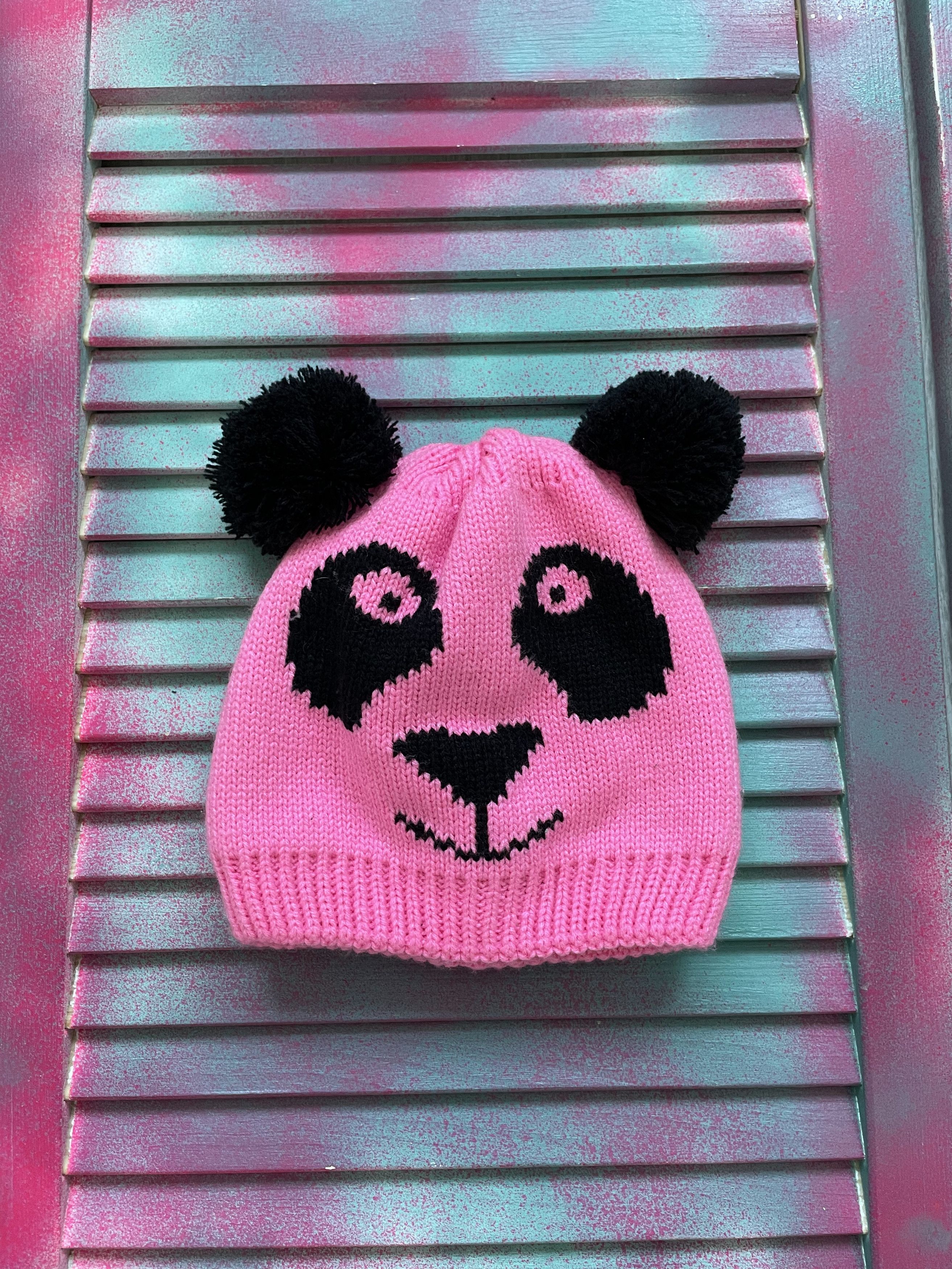 Anime Vintage Y2K Panda Face Pink Beanie hat Size ONE SIZE - 1 Thumbnail