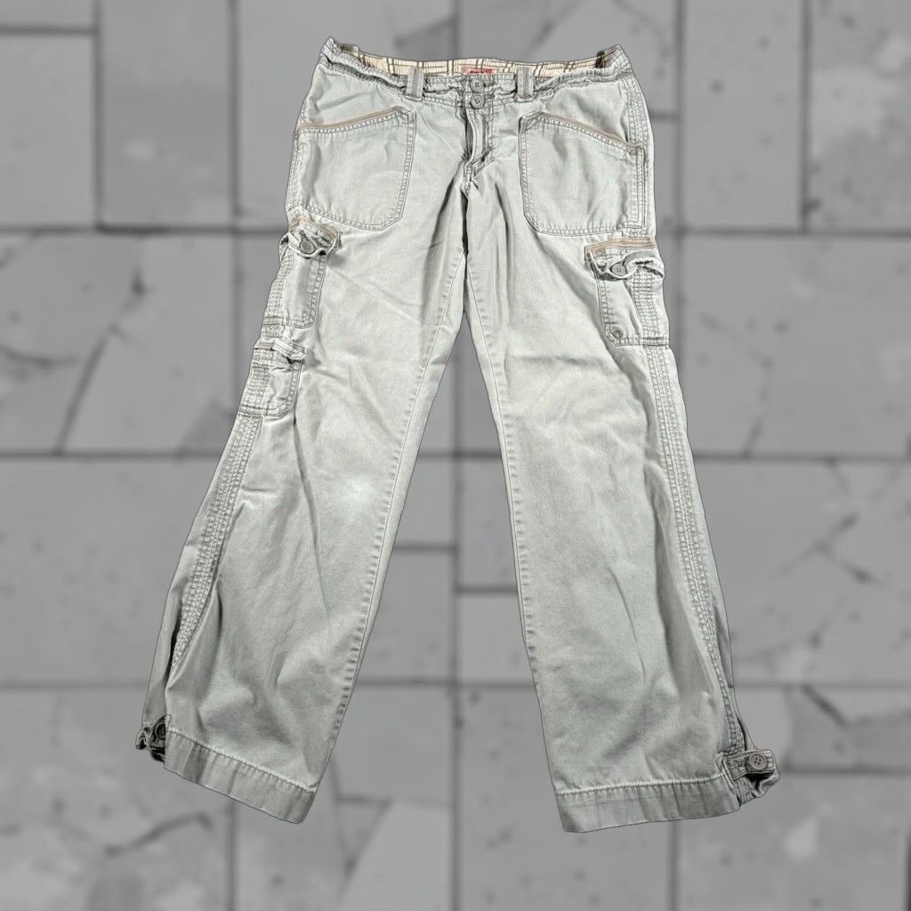 VINTAGE No Boundaries Cargo Pants Women’s 32x32 Wide Leg Low Rise Baggy Y2K 90s Retro Boho