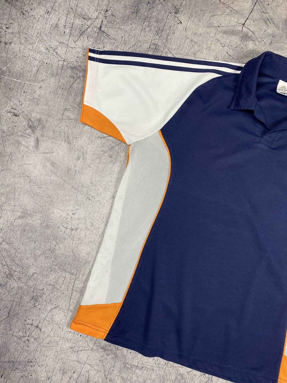 Adidas Vintage Adidas Drill Y2K Polo T Shirt Tee Size US XL / EU 56 / 4 - 3 Thumbnail