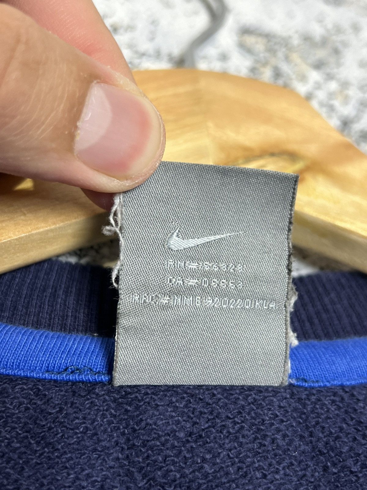Nike × Vintage Nike Y2K Vintage Sweatshirt Crewneck Swoosh Size M Size US M / EU 48-50 / 2 - 5 Thumbnail