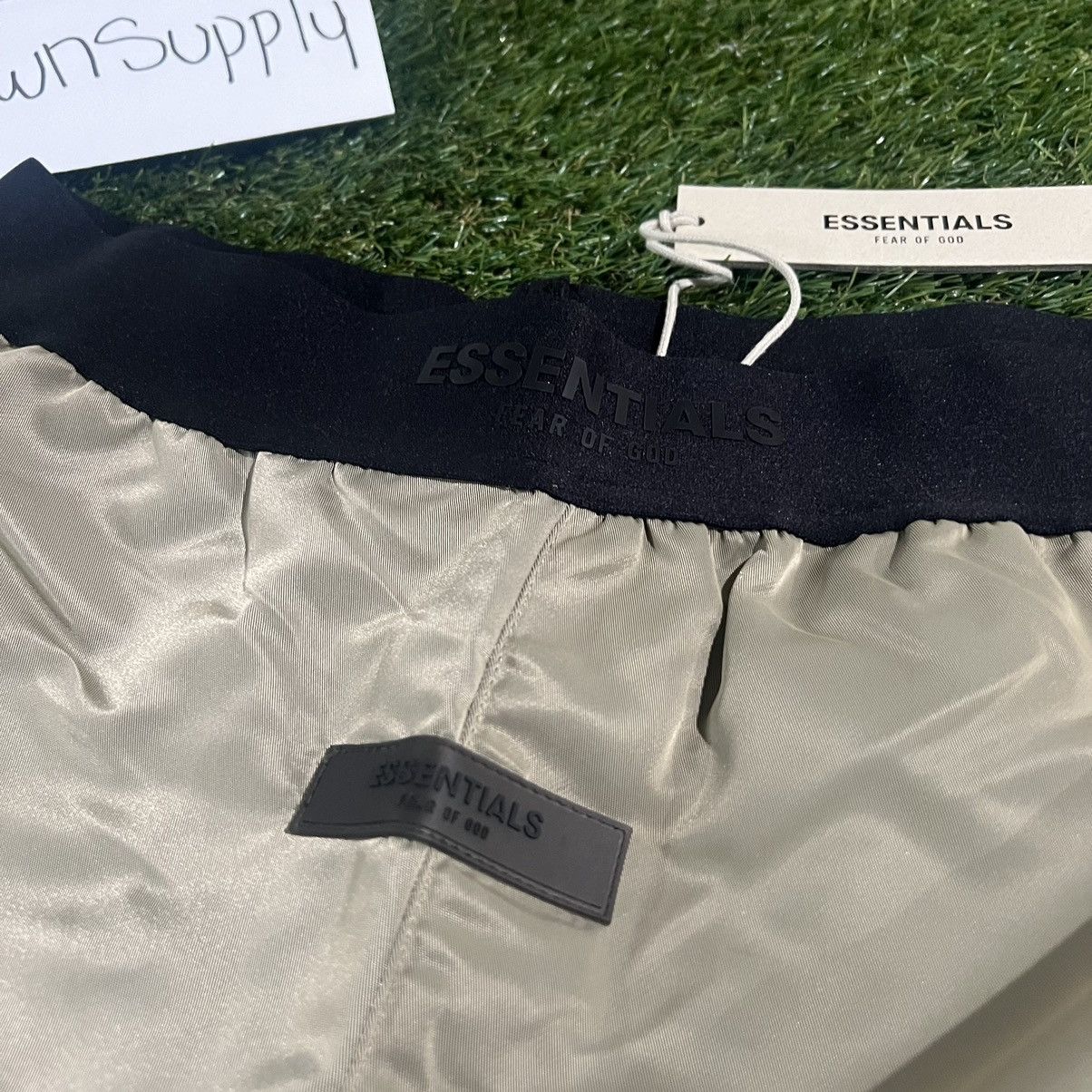 Essentials × Fear of God Fear Of God Essentials Relaxed Track Pants Size Small Size US 30 / EU 46 - 4 Thumbnail