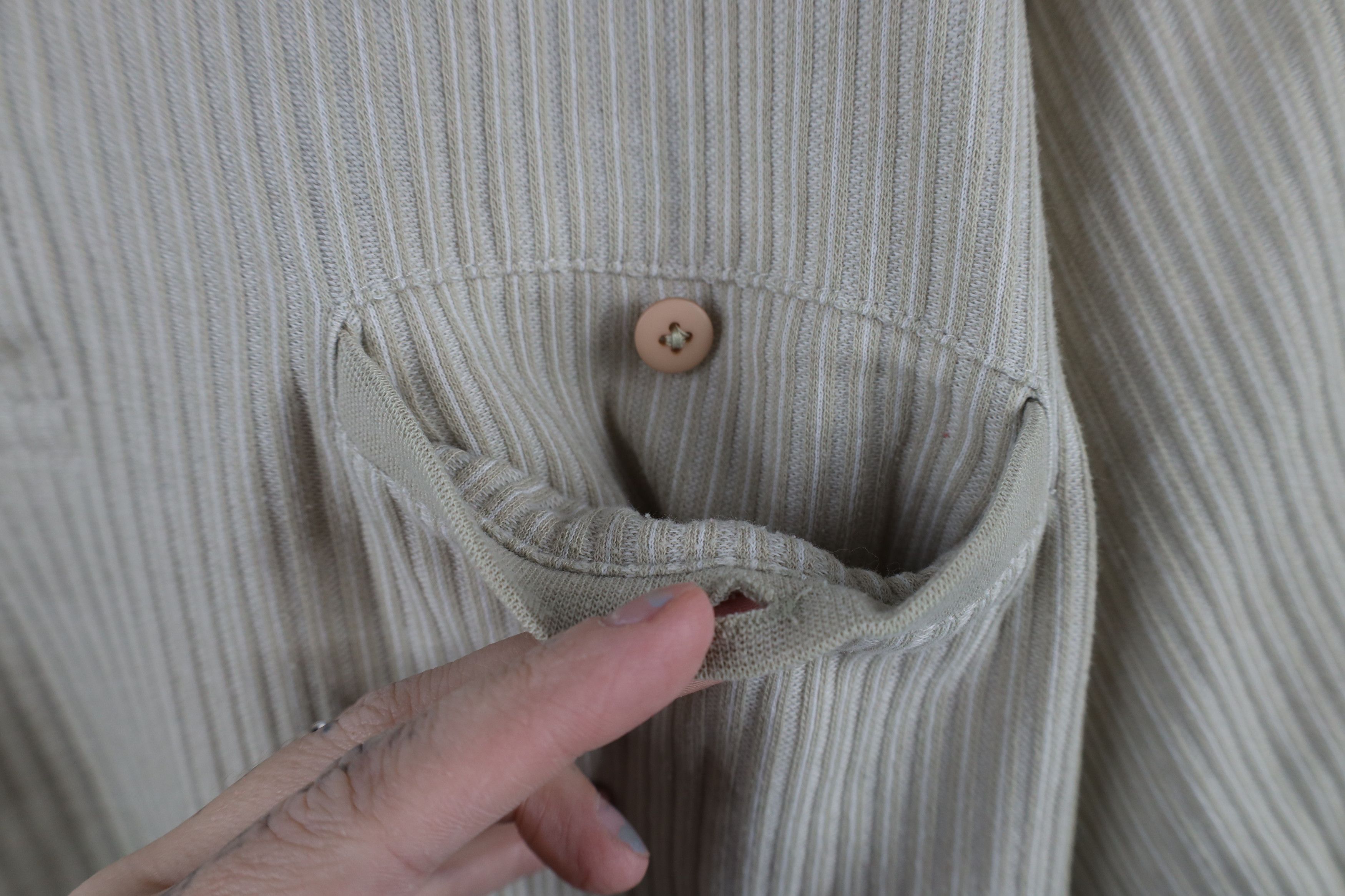 Vintage Vintage 90s Streetwear Ribbed Knit Pullover Polo Shirt Beige Size US L / EU 52-54 / 3 - 4 Thumbnail
