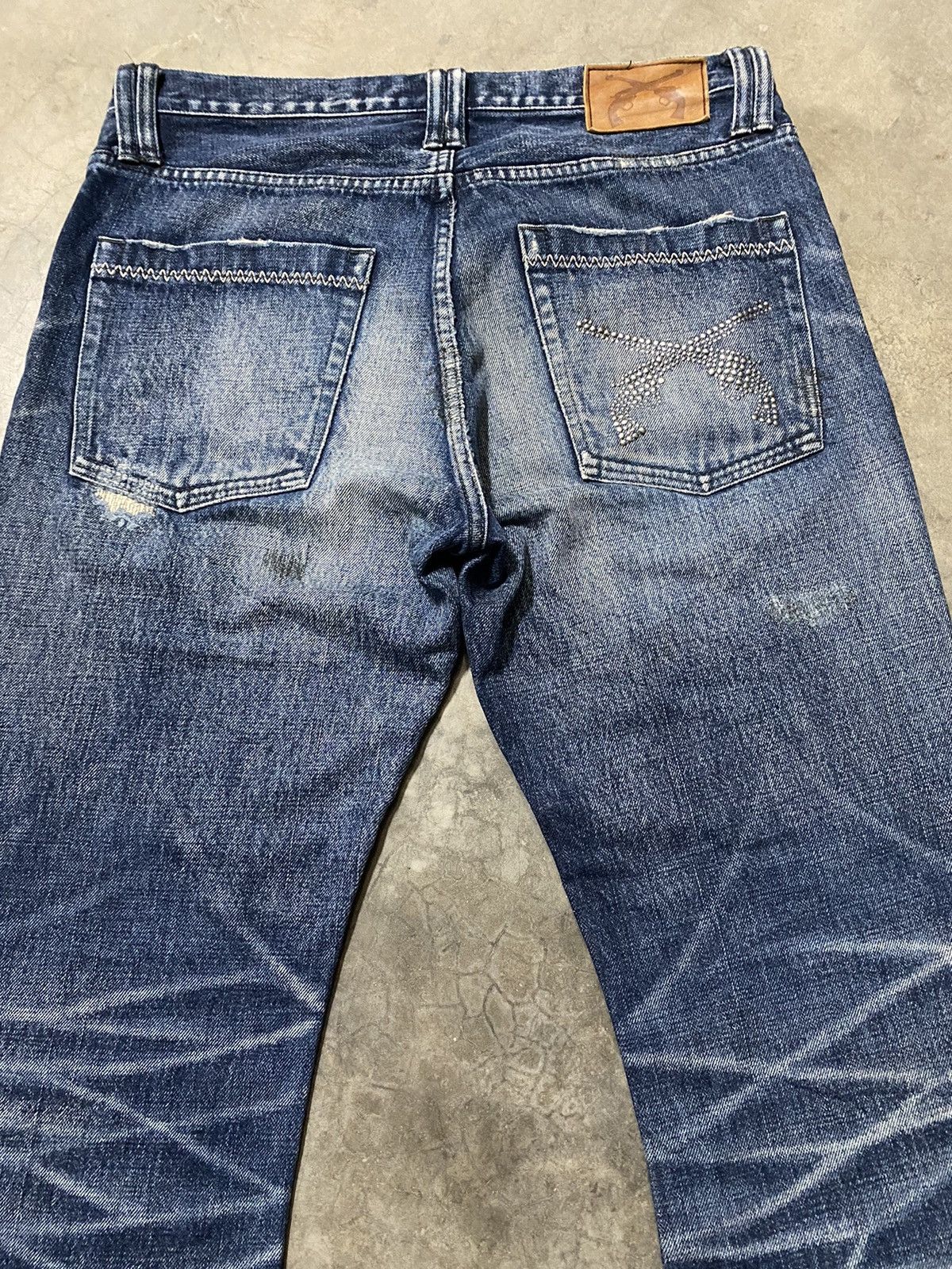 Le Grande Bleu (L.G.B.) × Roar × roarguns Flare Jeans Japanese Roargun Distressed Size US 32 / EU 48 - 6 Thumbnail