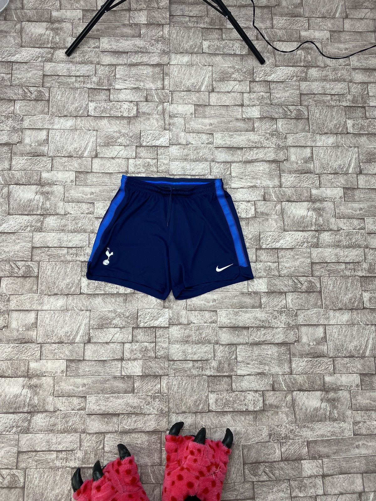 Nike × Vintage Y2k Nike Tottenham Hotspur 2016\2017 3rd shorts ( Size M) Size US 32 / EU 48 - 2 Thumbnail
