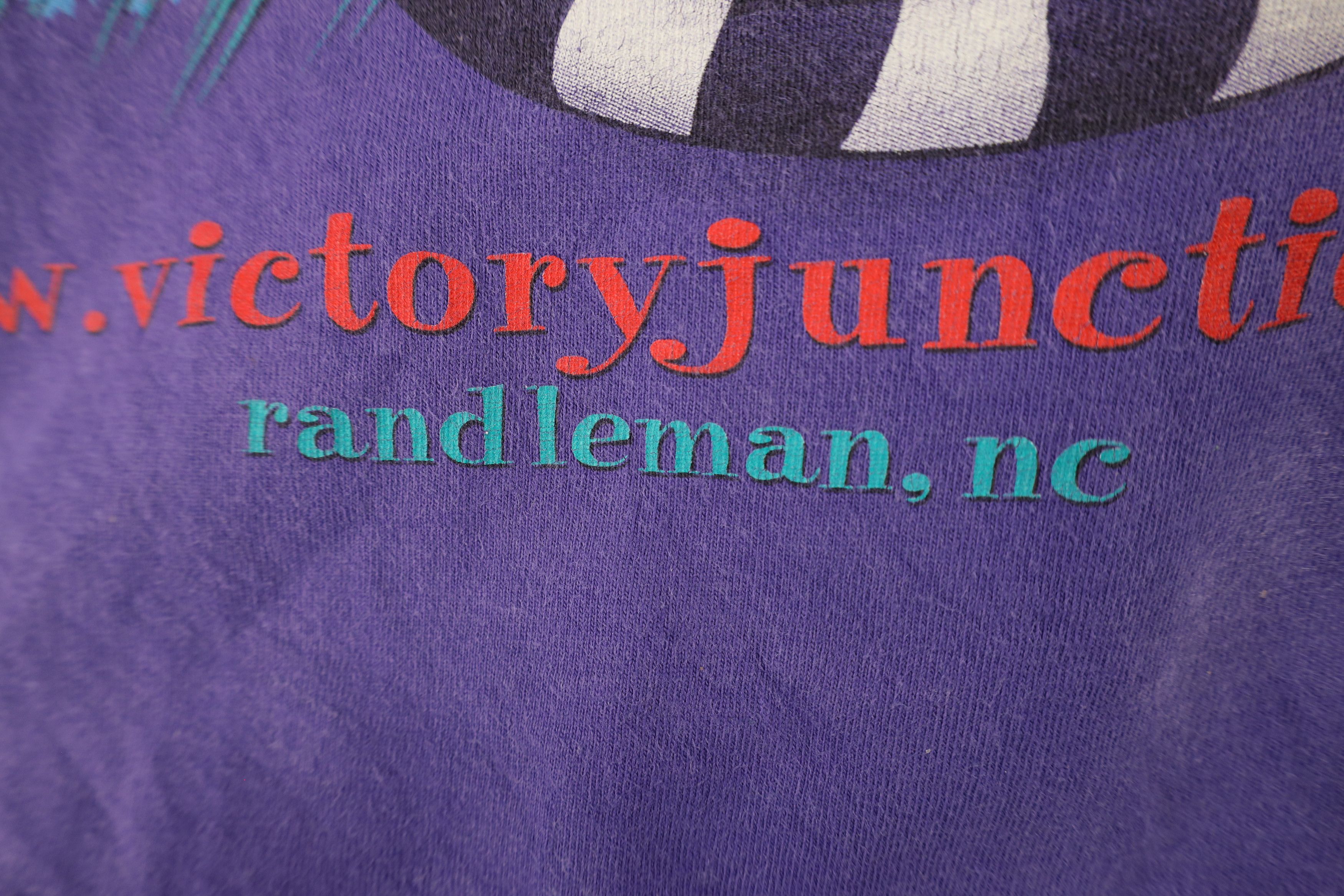 Vintage Vintage Nascar Spell Victory Junction Gang Racing T-Shirt Size US L / EU 52-54 / 3 - 10 Thumbnail