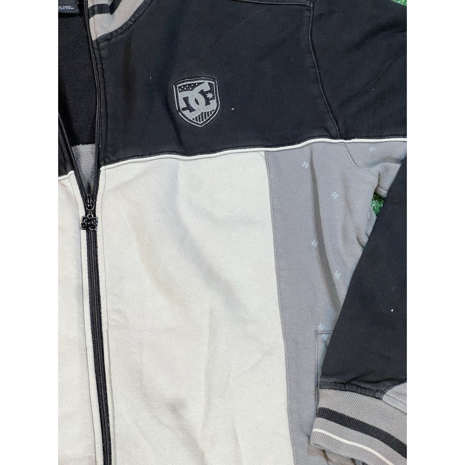 DC DC Shoes Full Zip Varsity Style Jacket Gray Black Men’s L Size US L / EU 52-54 / 3 - 2 Thumbnail