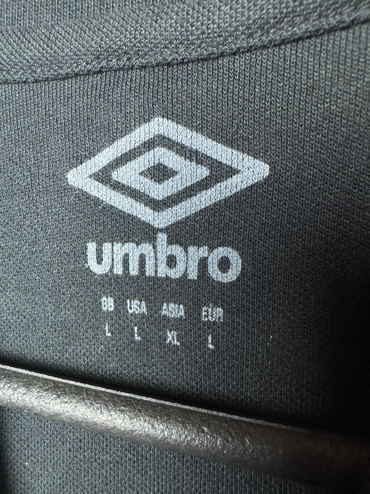 Vintage England O2 Rugby Polo Shirt Umbro Size US L / EU 52-54 / 3 - 6 Thumbnail