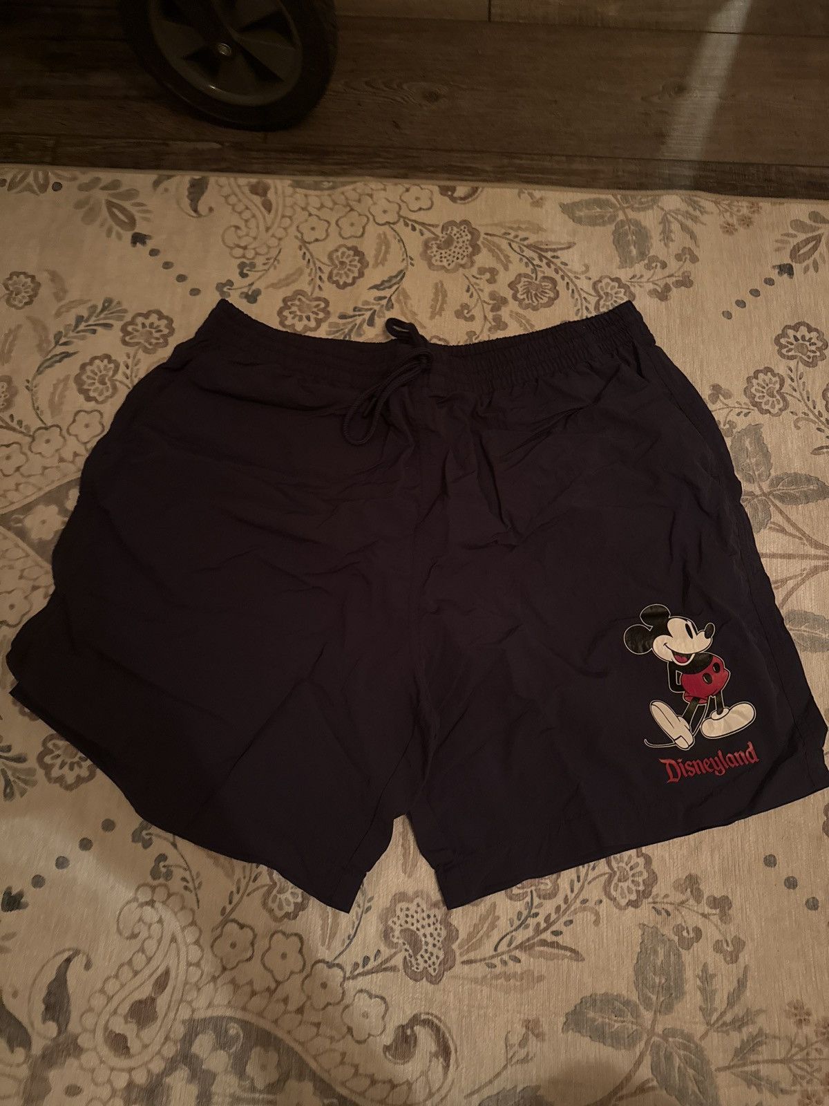 Disney Disneyland Shorts Size US 32 / EU 48 - 1 Preview