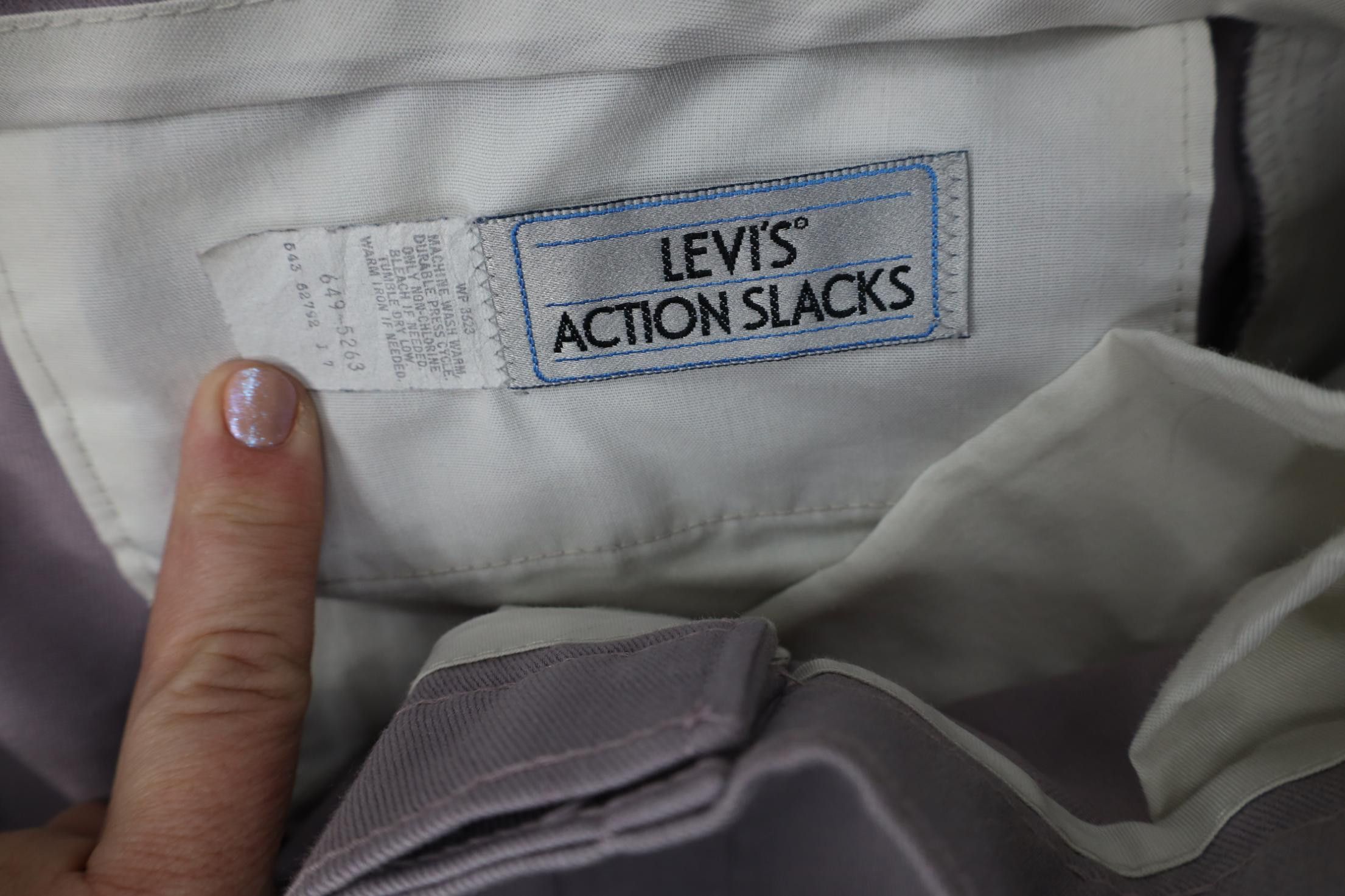 Levi's Vintage 70s 80s Levis Flared Wide Leg Chino Pants Purple USA Size US 38 / EU 54 - 9 Thumbnail