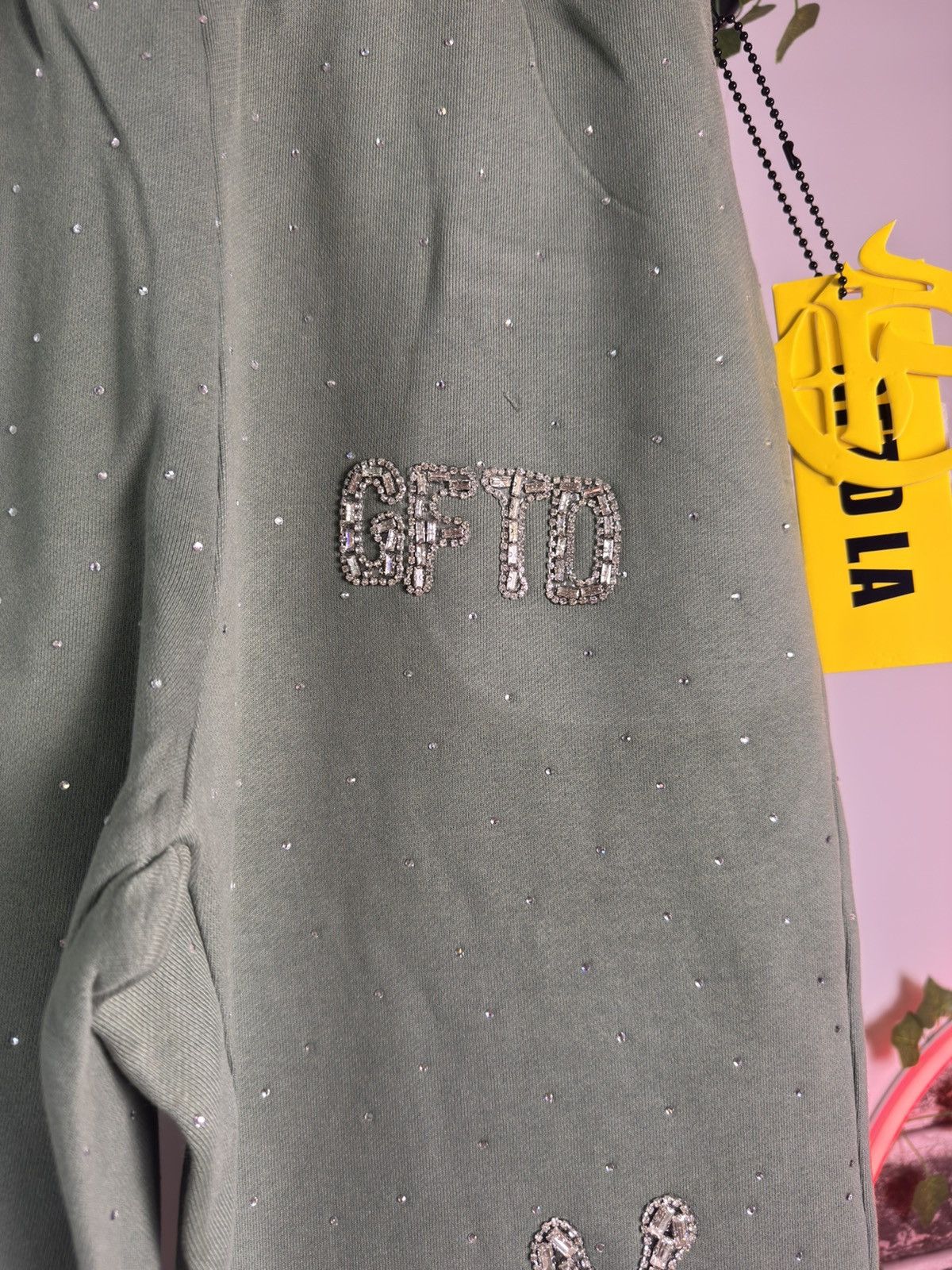 Other GFTD LA Green Rhinestone Sweatpants Size Small Oversized NWT Size US 29 - 3 Thumbnail
