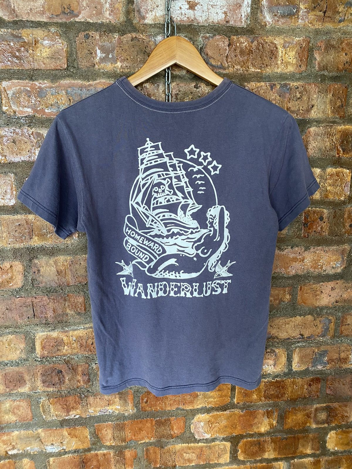 Skull Jeans by an Alchemist 7 Seas Pin up girl tee Size S / US 4 / IT 40 - 2 Thumbnail