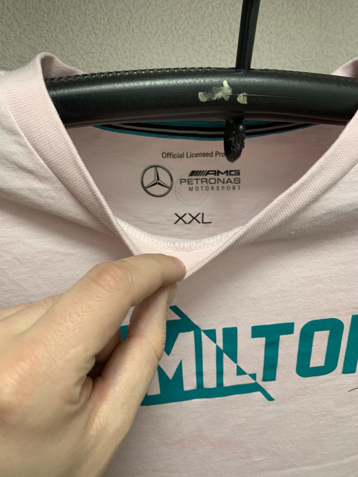 Hamilton Mercedes Benz petronas Hamilton 2xl xxl pink t-shirt Size US XXL / EU 58 / 5 - 5 Thumbnail