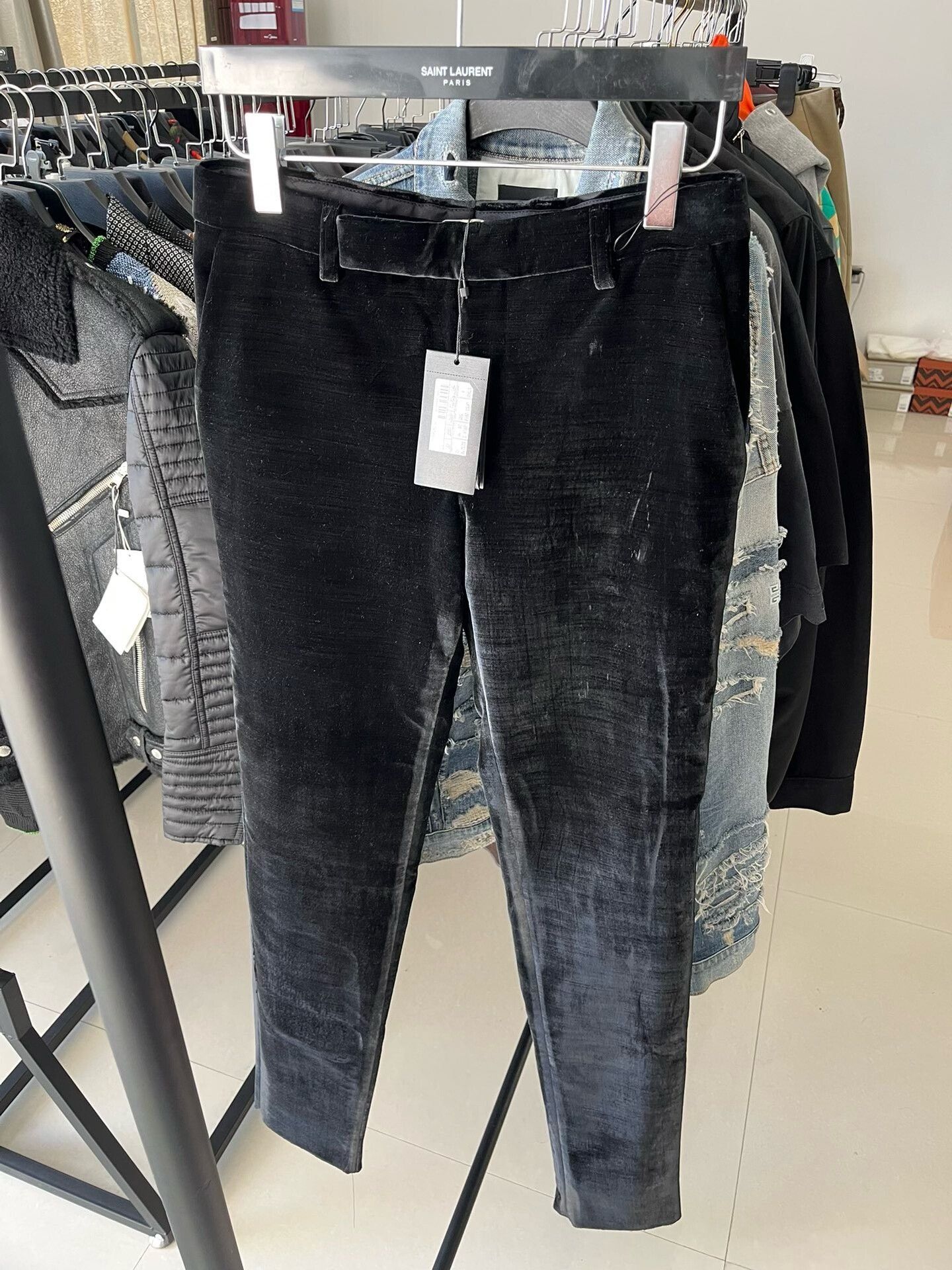 Saint Laurent Paris YSL Saint Laurent Black Velvet Trousers Size US 30 / EU 46 - 1 Thumbnail