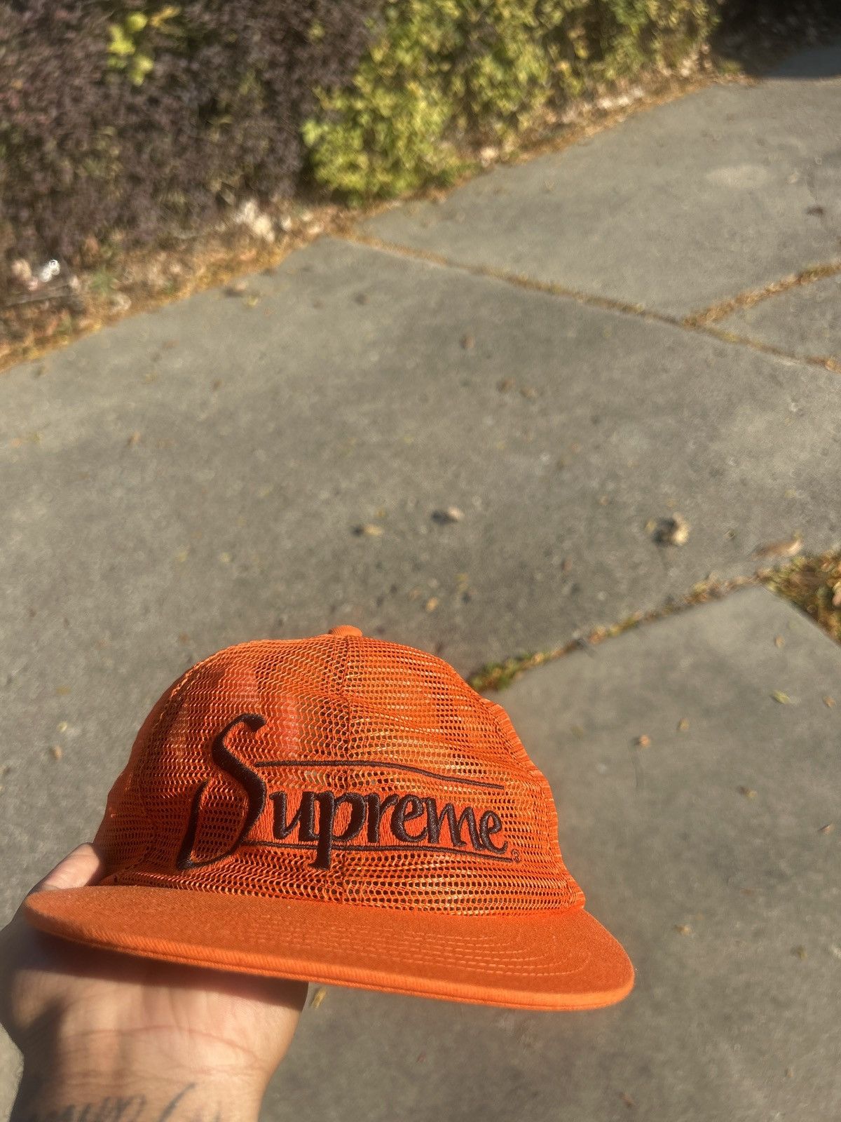 Supreme Orange supreme hat Size 28 - 2 Thumbnail