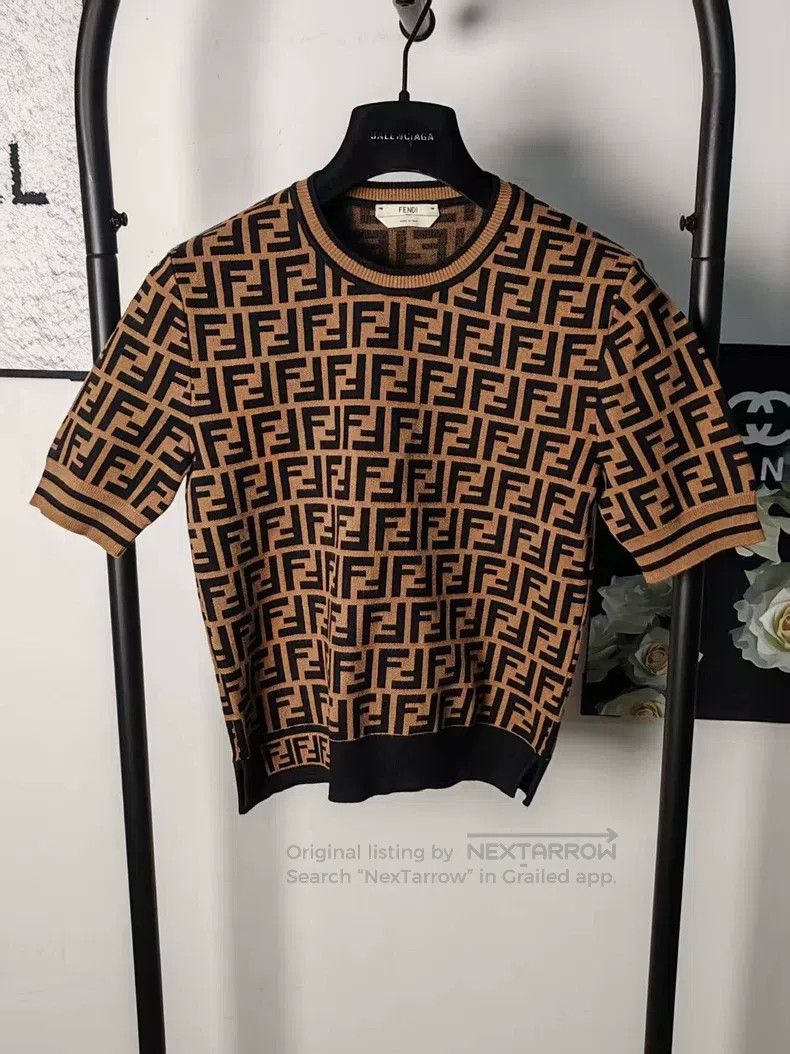 Fendi Fendi Fully Printed Knit Short Sleeve Size XS / US 0-2 / IT 36-38 - 1 Thumbnail