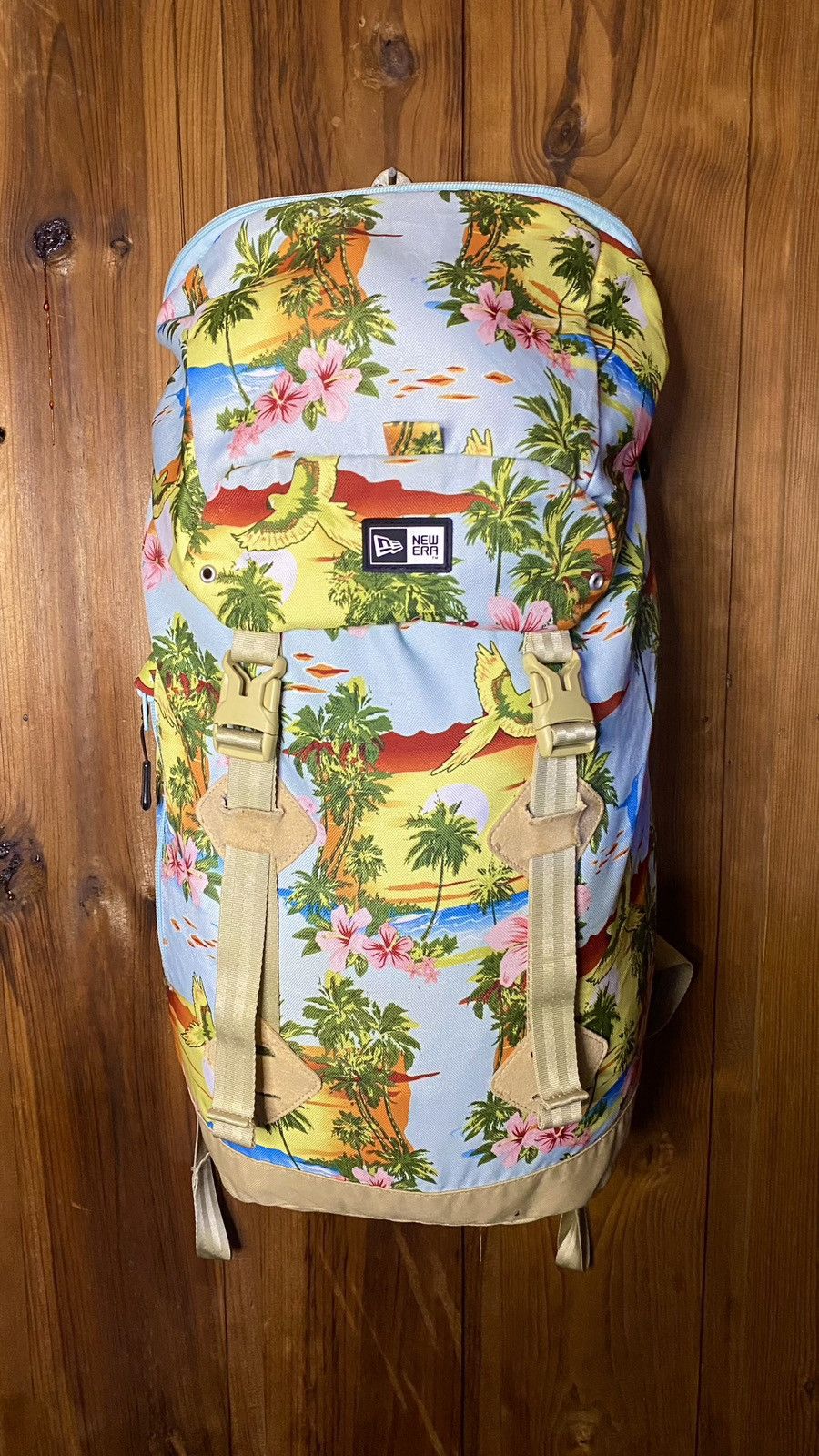 NEW ERA TROPICAL RUCK SACK BAGPACK
