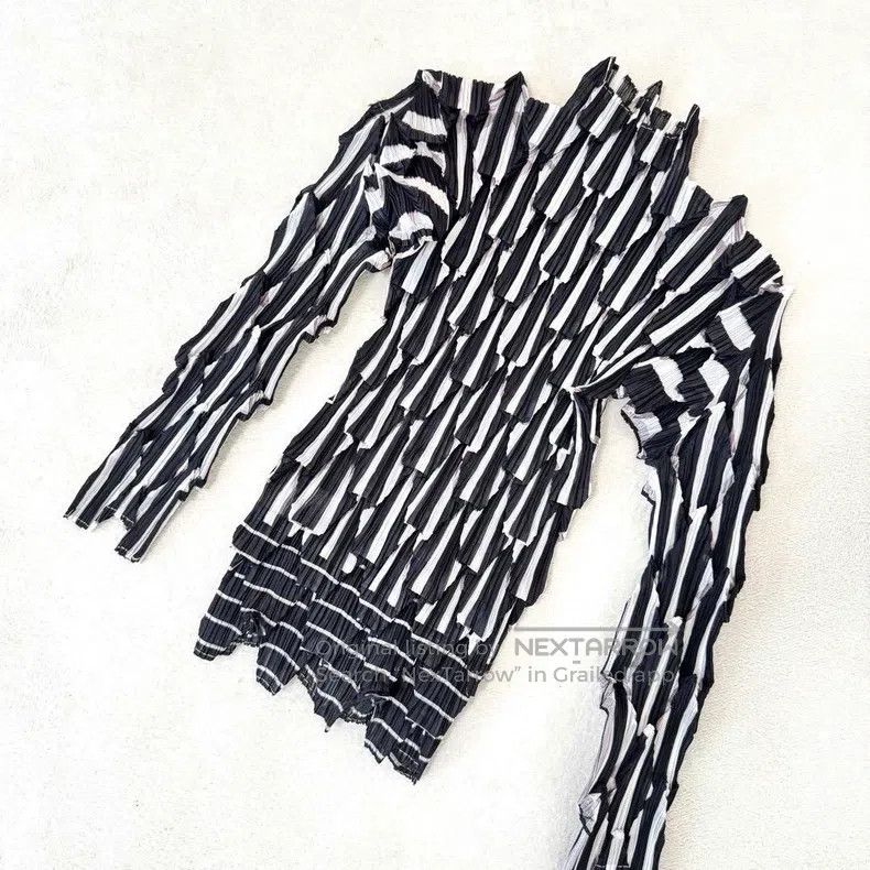 Issey Miyake Issey Miyake Origami Top Size M / US 6-8 / IT 42-44 - 2 Thumbnail