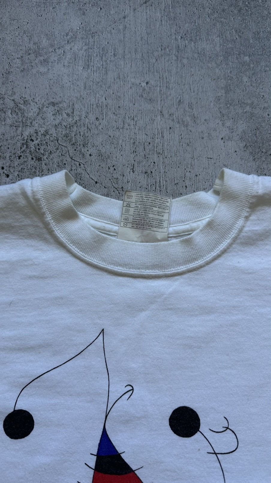 Japanese Brand × Vintage 2000 Joan Miro Surrealism Succ. Crew Neck Tee Size US XL / EU 56 / 4 - 9 Thumbnail
