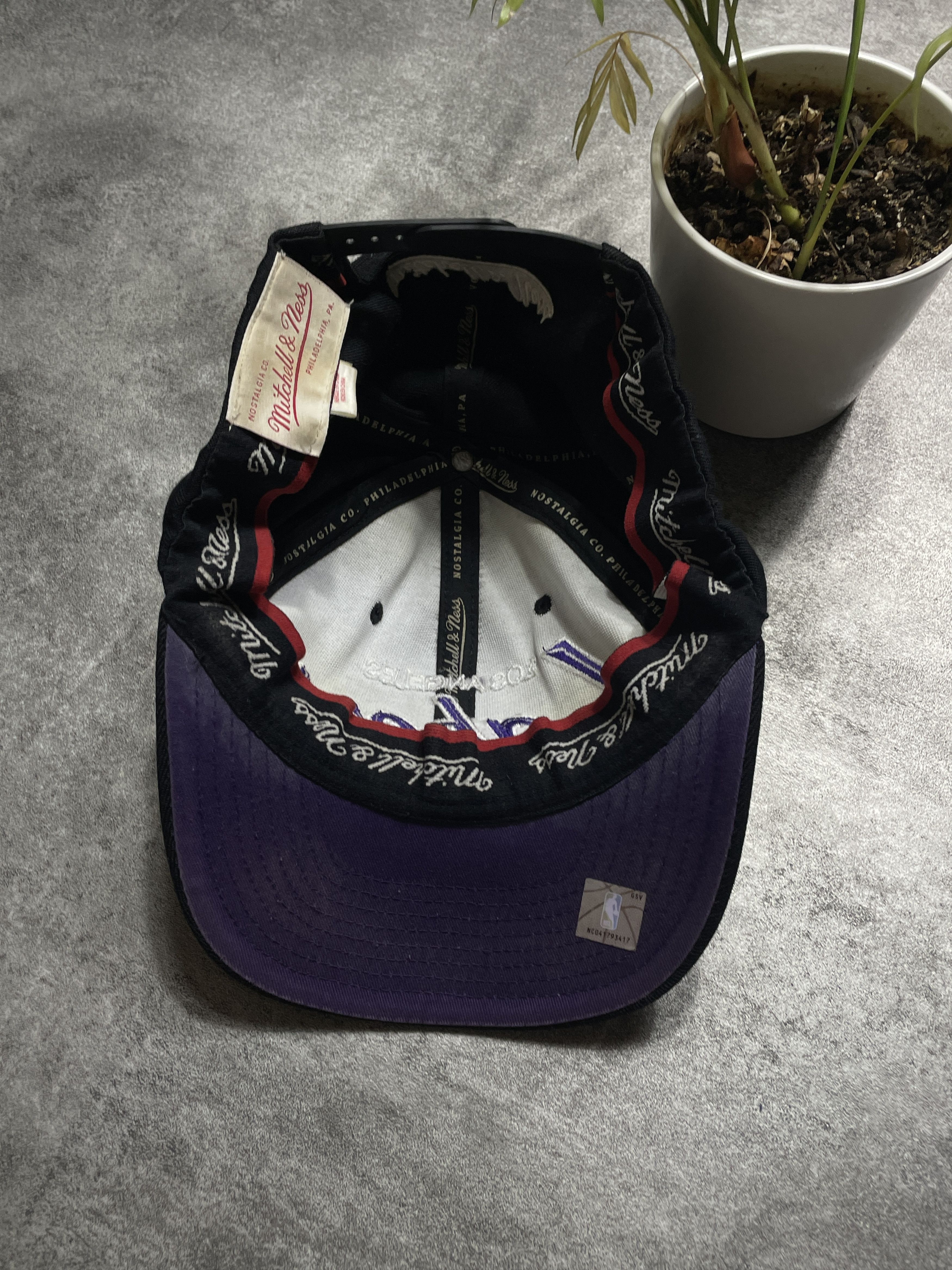Mitchell & Ness ❗️RARE❗️Lakers Mitchell & Ness Cap Vintage Y2K Wool Size ONE SIZE - 7 Thumbnail