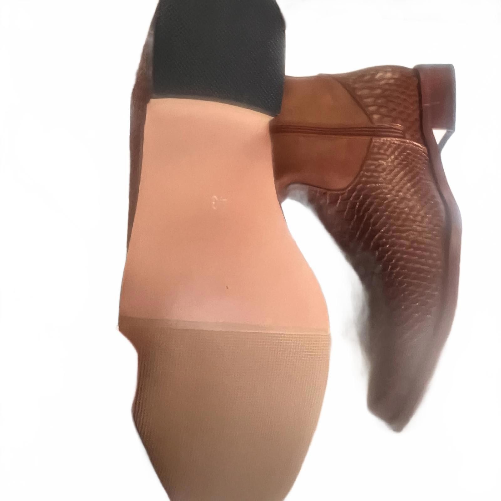 Unknown London NWT Leather Brown Men's Ankle Boots with Textured Design Size US 10.5 / EU 43-44 - 4 Thumbnail