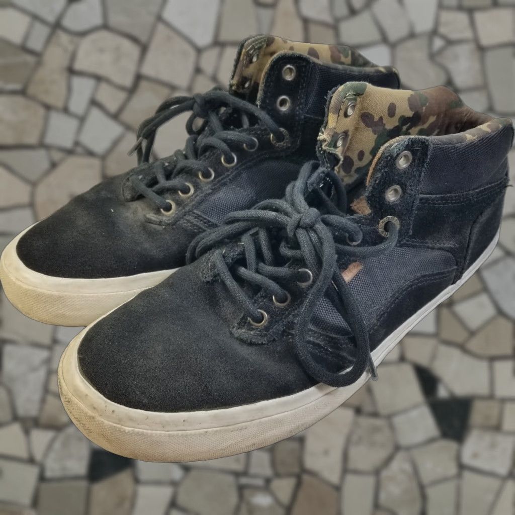 VANS SK8-Hi Sneaker Mens 10 High Top Black Leather Canvas Lining Cushioned Comfort Skateboard Shoes