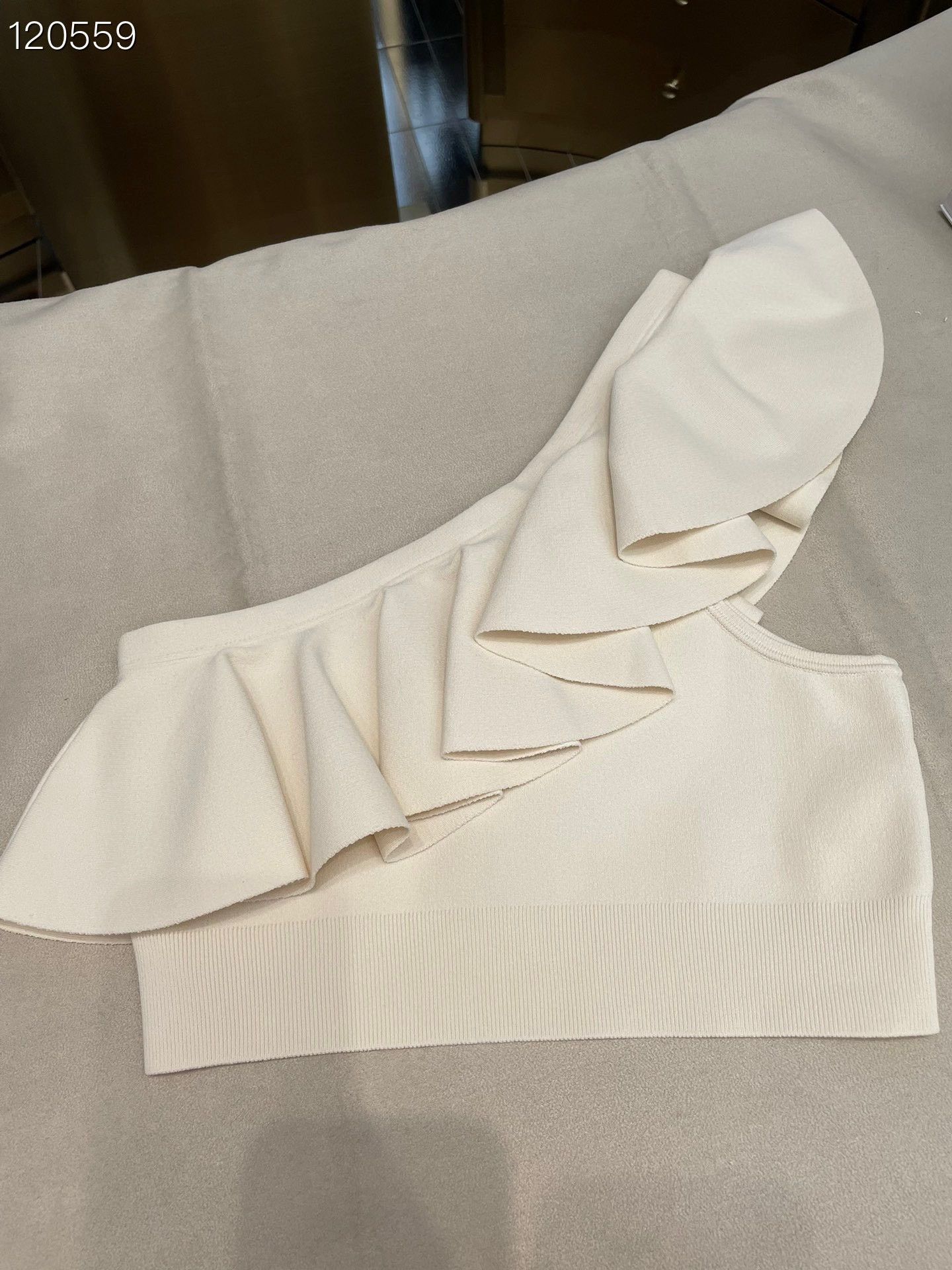 Celine Celine Knit Ruffle Off-Shoulder Vest Size M / US 6-8 / IT 42-44 - 1 Thumbnail